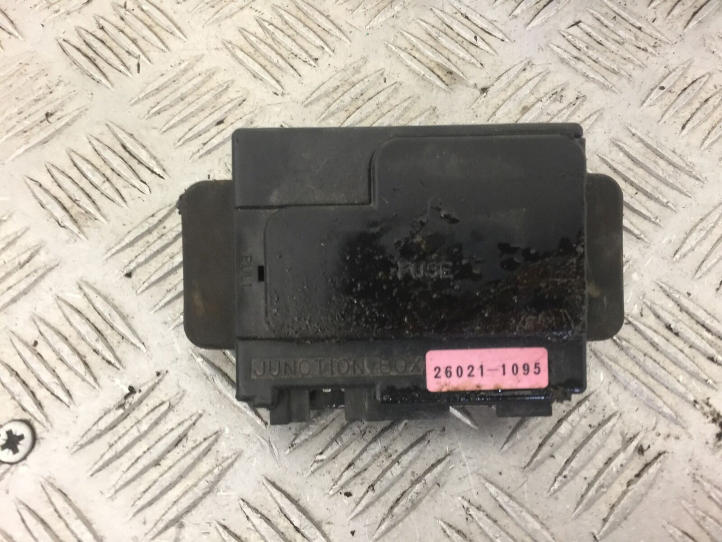 KAWASAKI ZX6R ZX6 J FUSE BOX  YEAR 2000  (STOCK 456)