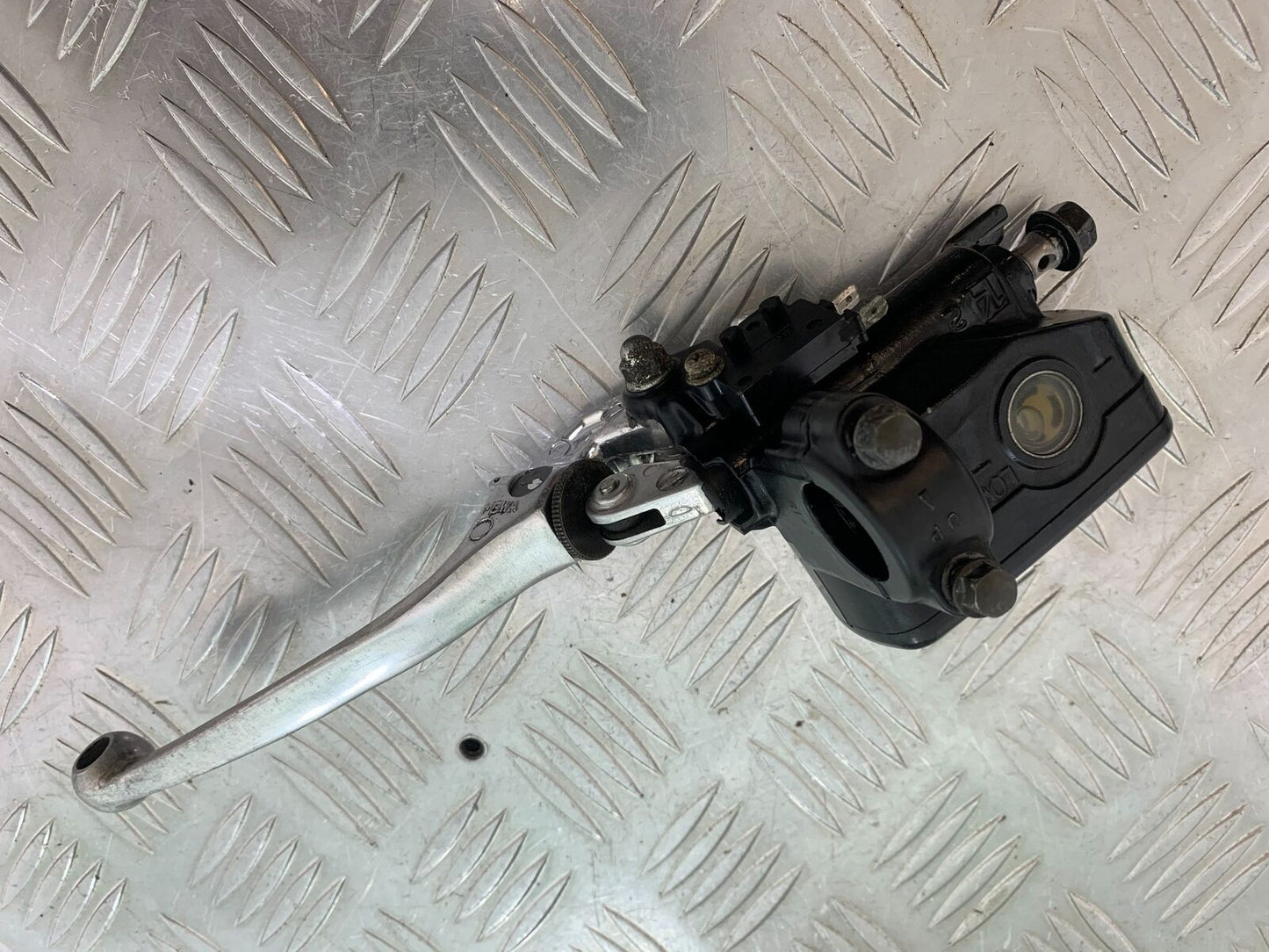 HONDA VFR800 VFR 800 V-TEC FRONT BRAKE MASTER CYLINDER   YEAR 2002 -09 (CMB1012)