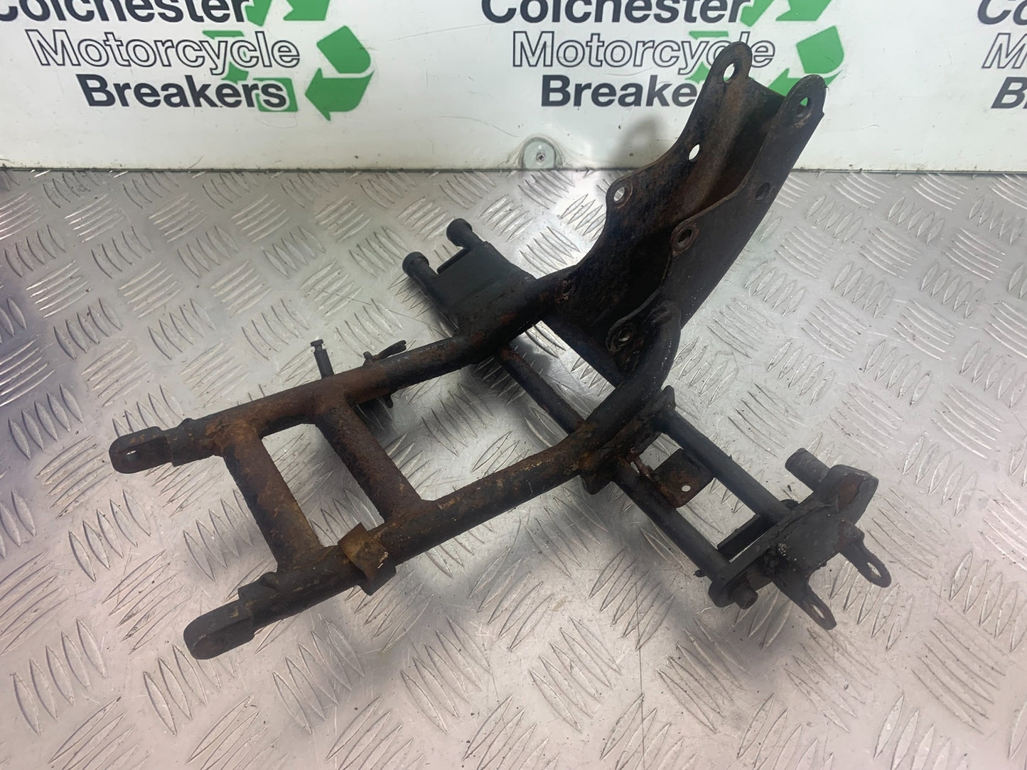 PIONEER XF250 ENGINE BRACKET YEAR 2009 (CMB1143)