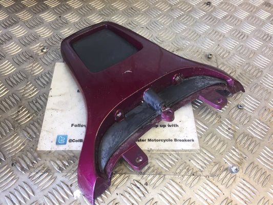 SUZUKI AN250 AN 250 BURGMAN BACK REST  YEAR 1999 2001