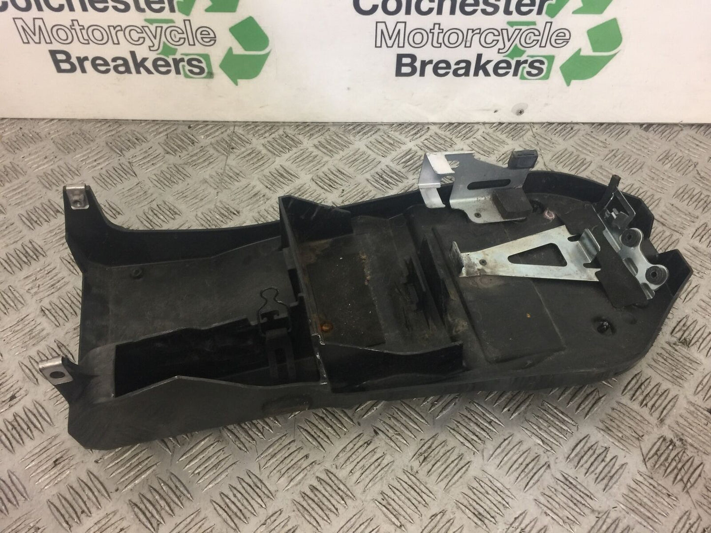 KAWASAKI Z750 Z 750 UNDERTRAY  YEAR 2009