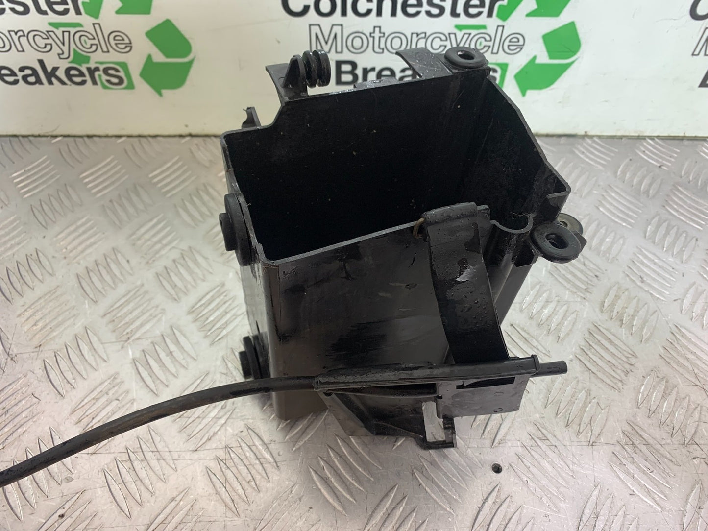 YAMAHA XV1100 XV 1100 VIRAGO BATTERY BOX   1990-1999 (CMB1243)