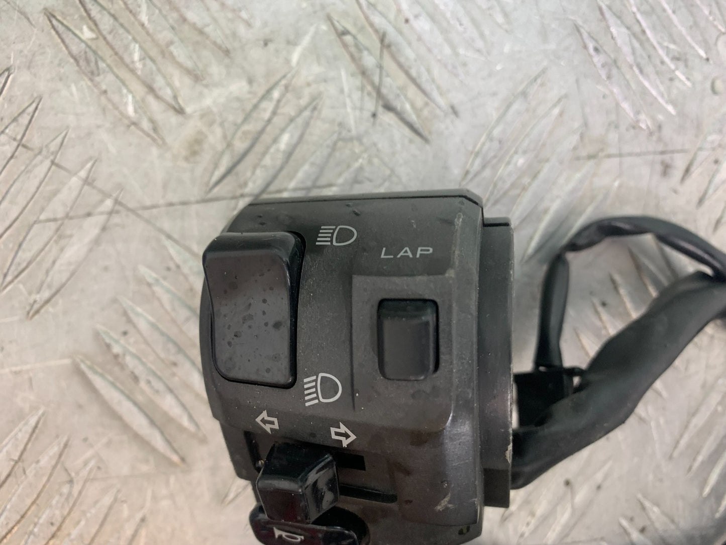KAWASAKI ZX10R ZX10 R LEFT SWITCH GEAR  2008-2010 (CMB1206)