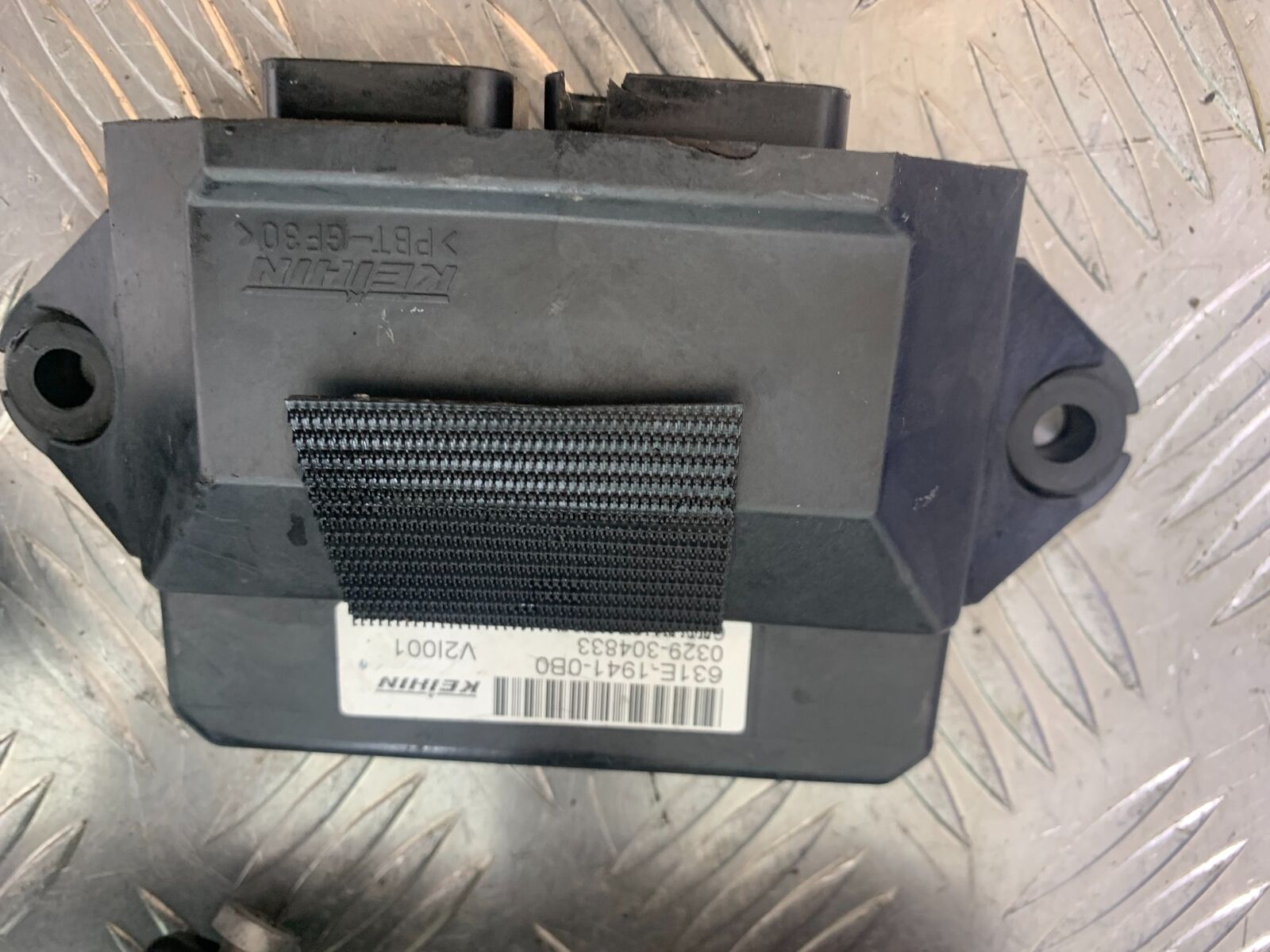 KTM 990 SUPERMOTO T ECU LOCKS KEY   YEAR 2010-2011  (CMB1127)