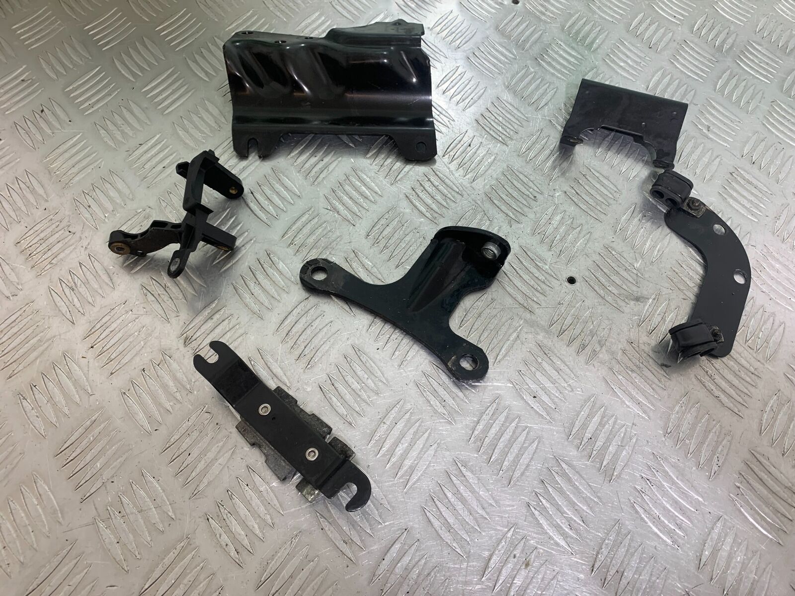 HARLEY DAVIDSON XL883 N IROD BRACKETS  YEAR 2020  (CMB1116)