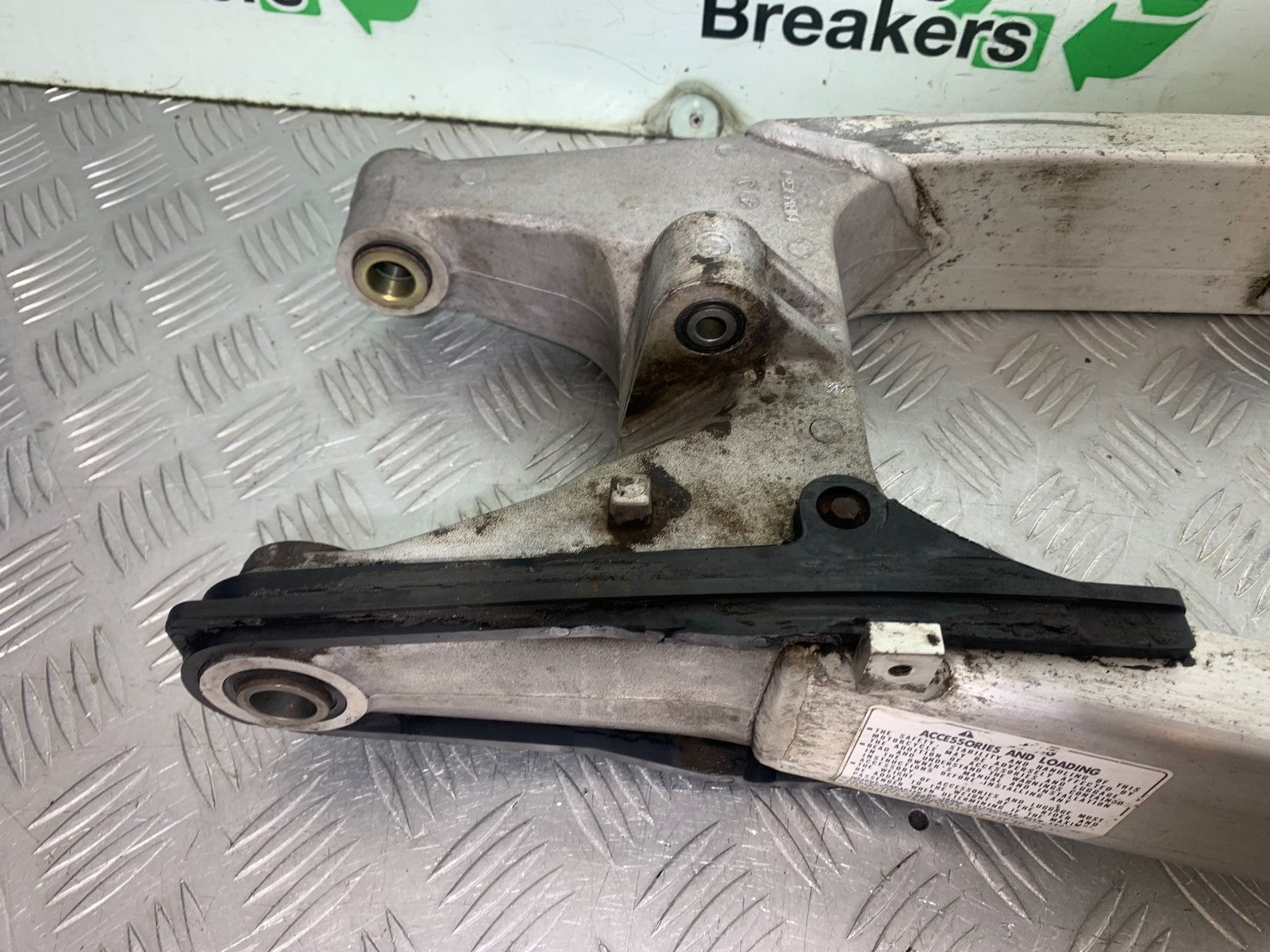 HONDA CBR600 CBR 600 FX FY SWINGARM  YEAR 1999-2000 (CMB1287)