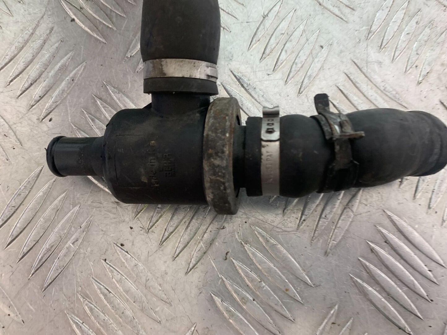KTM 990 SUPERMOTO T THERMOSTAT  YEAR 2010-2011  (CMB1127)