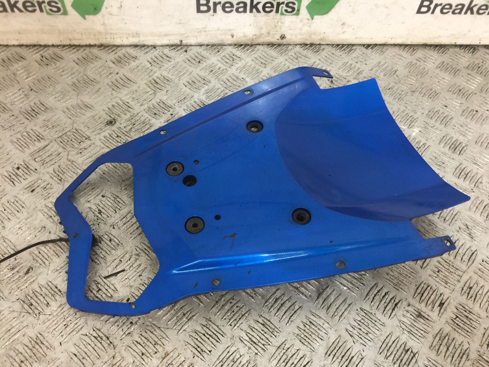 KAWASAKI ZX6R ZX636 B1H UNDERTRAY  YEAR 2003 2004 (STOCK 788)