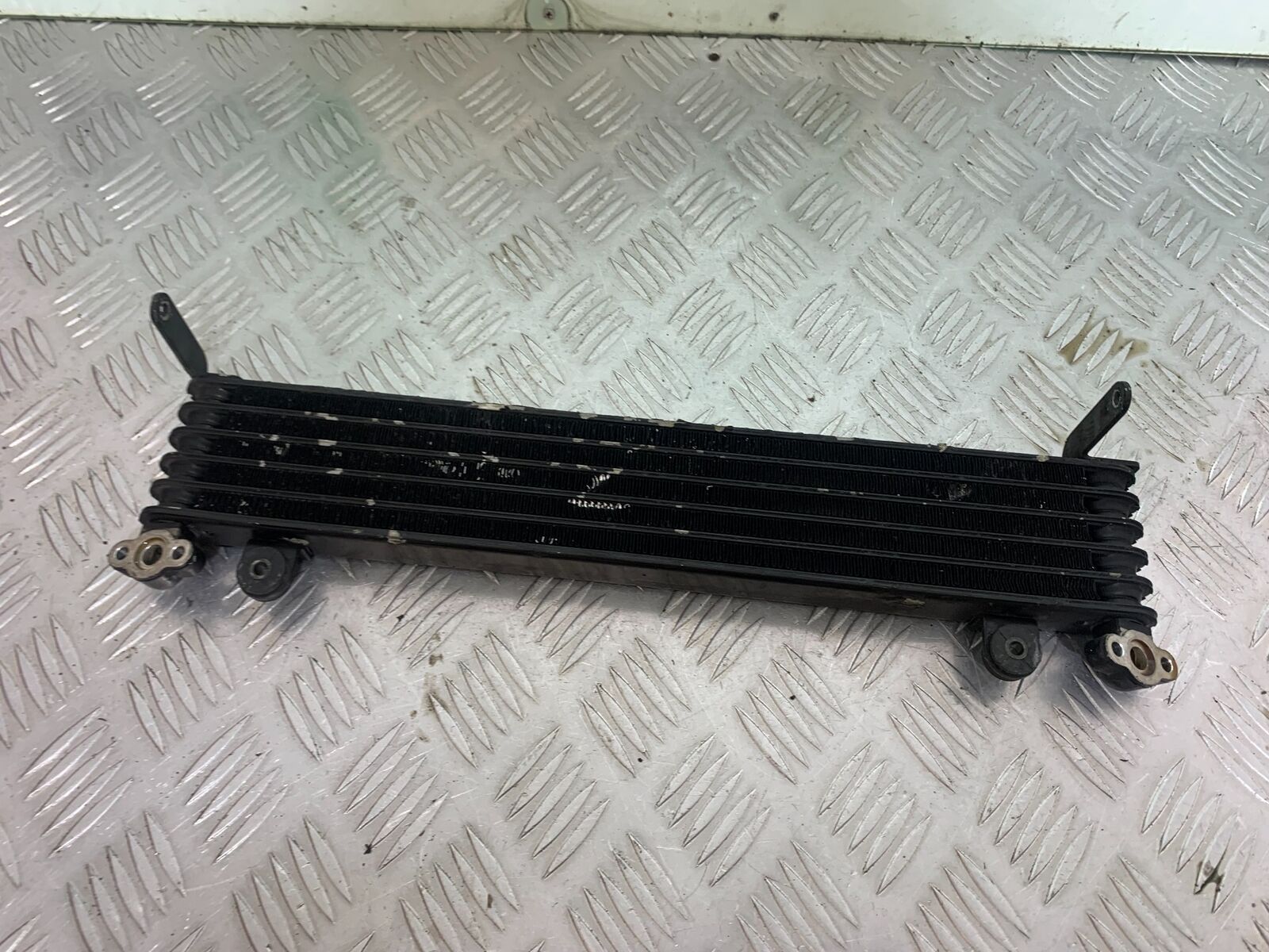 HONDA CBR1100 BLACKBIRD OIL COOLER YEAR 1999-2005 (CMB1103)