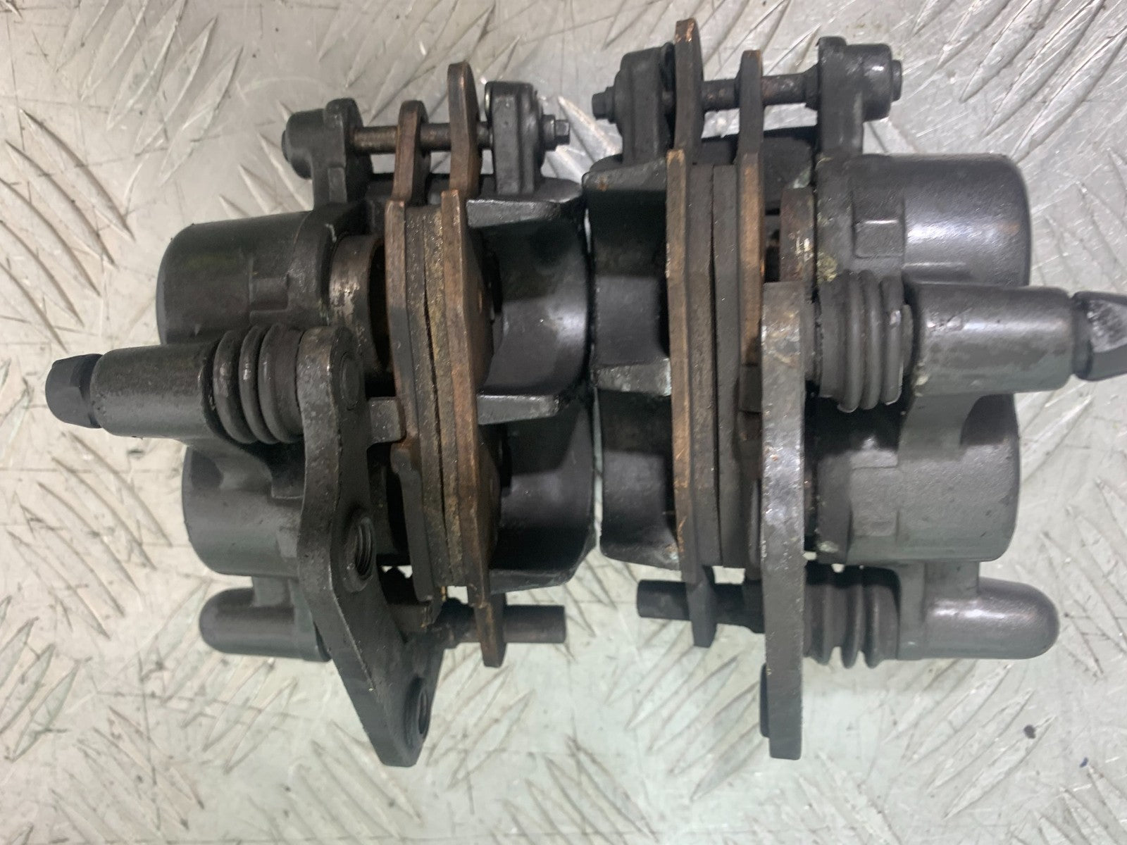 SUZUKI GSX750 INAZUMA FRONT BRAKE CALIPERS  YEAR 1998-2003 (CMB1308)