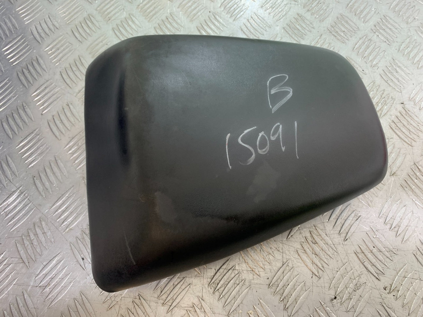 HONDA CBF500 CBF 500 REAR SEAT  YEAR 2004-2008  (CMB1294)
