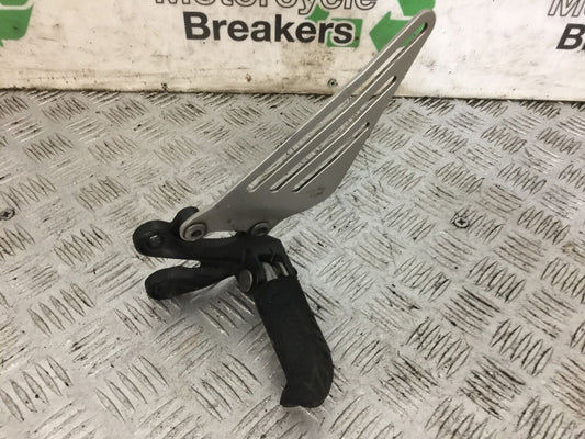 KAWASAKI ZZR1400 ZZR 1400 FRONT LEFT HANGER  YEAR 2011 (STOCK 802)