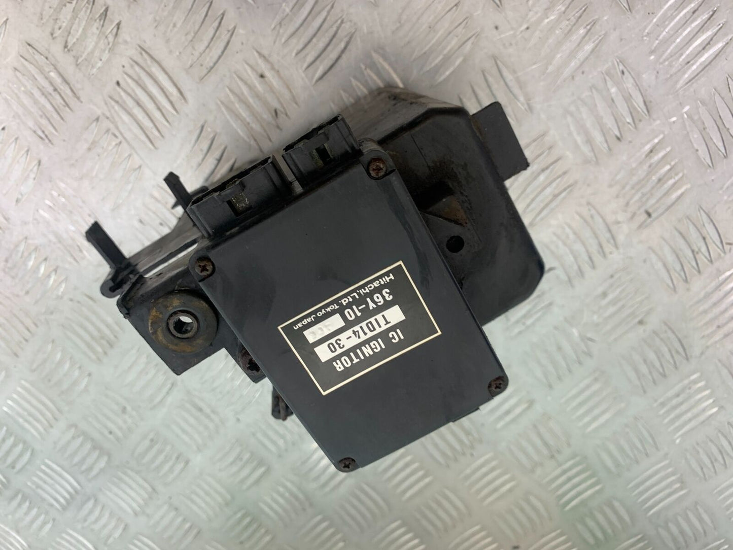 YAMAHA FJ1100 FJ 1100 CDI UNIT   YEAR 1984-1985 (CMB1101)