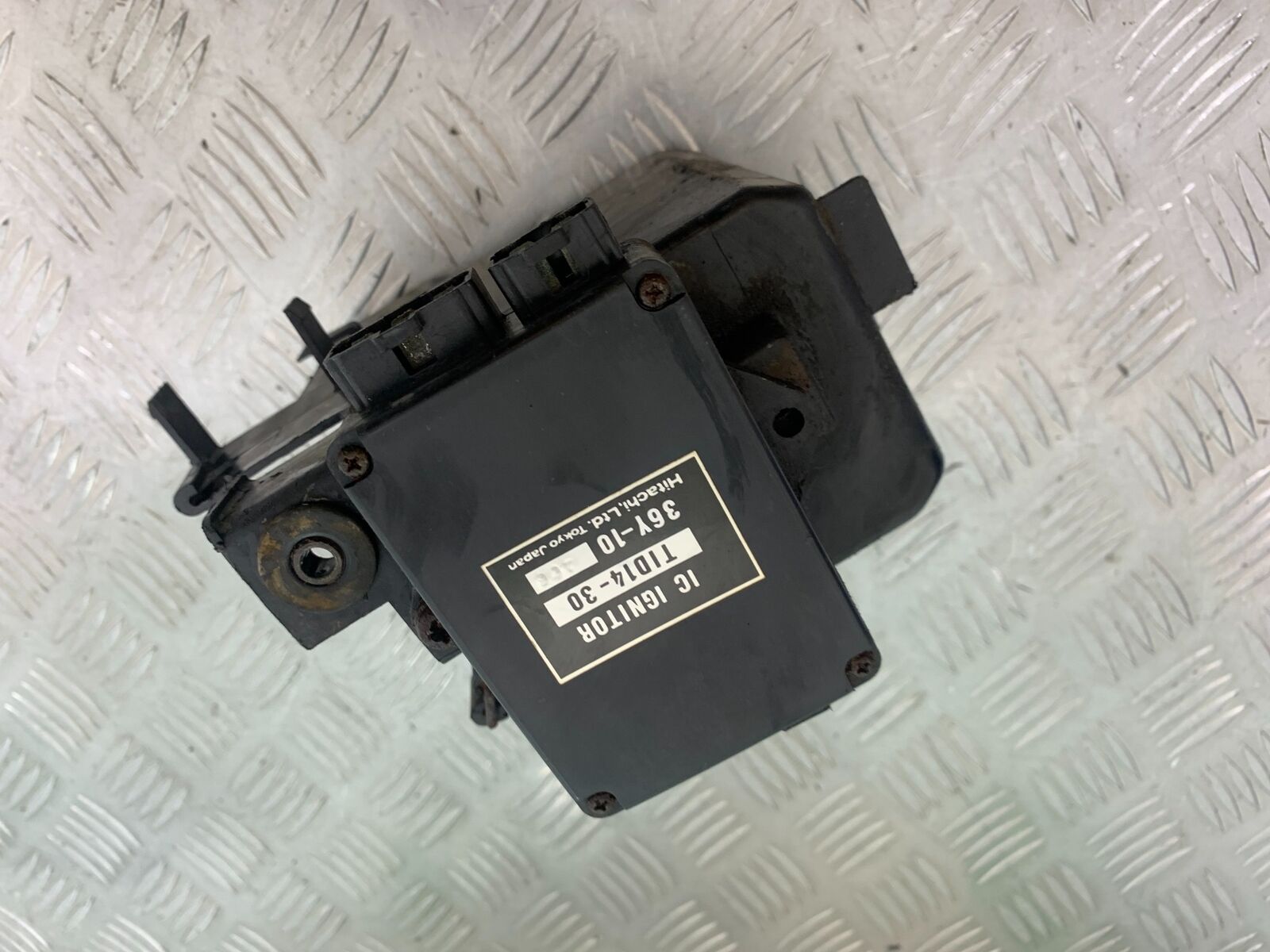 YAMAHA FJ1100 FJ 1100 CDI UNIT   YEAR 1984-1985 (CMB1101)