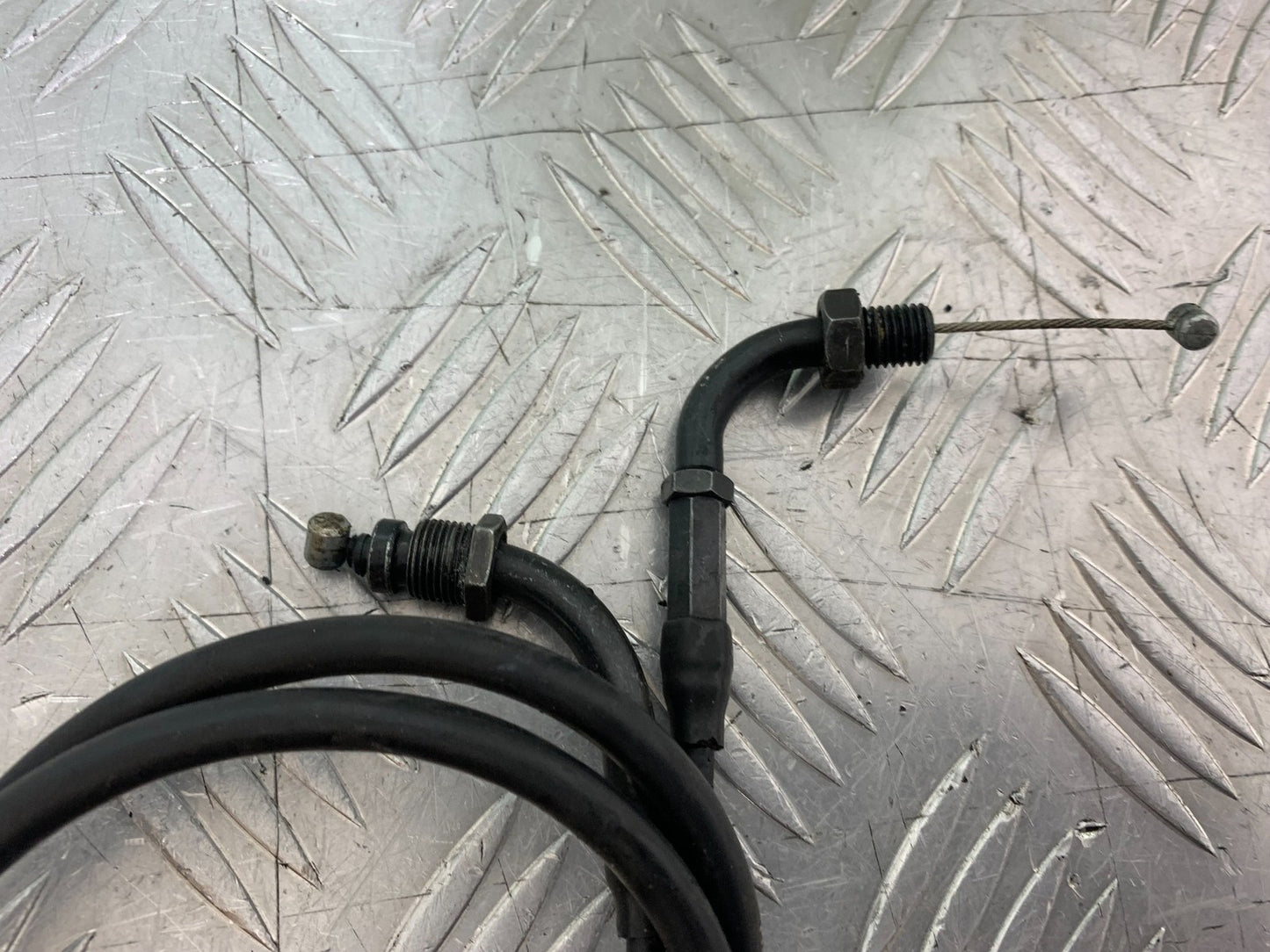 HONDA CBR1000 rr FIREBLADE THROTTLE CABLES  2008-2011 (CMB1253)