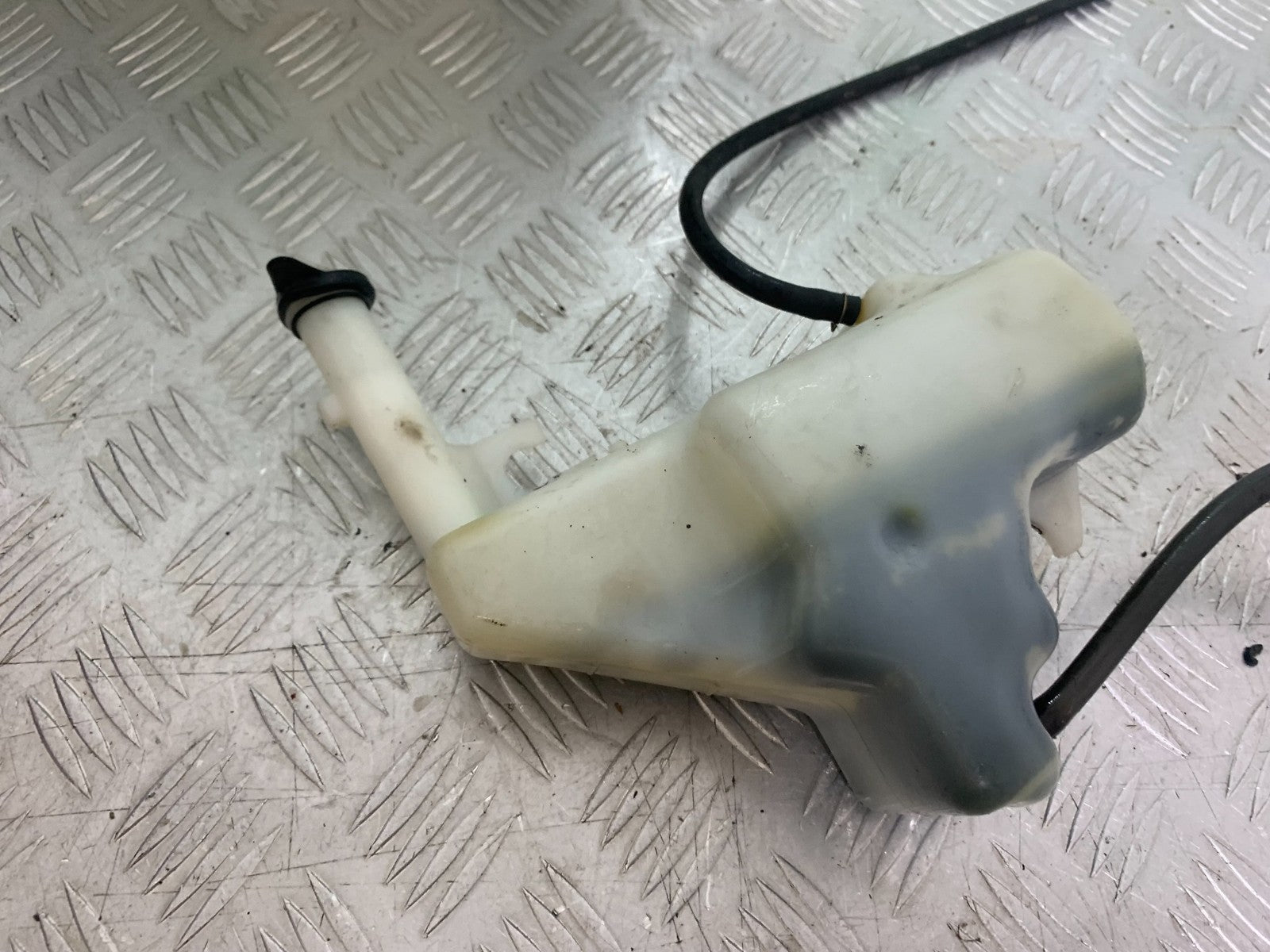 HONDA CBR1100 BLACKBIRD COOLANT BOTTLE   YEAR 1999-2005 (CMB1232)