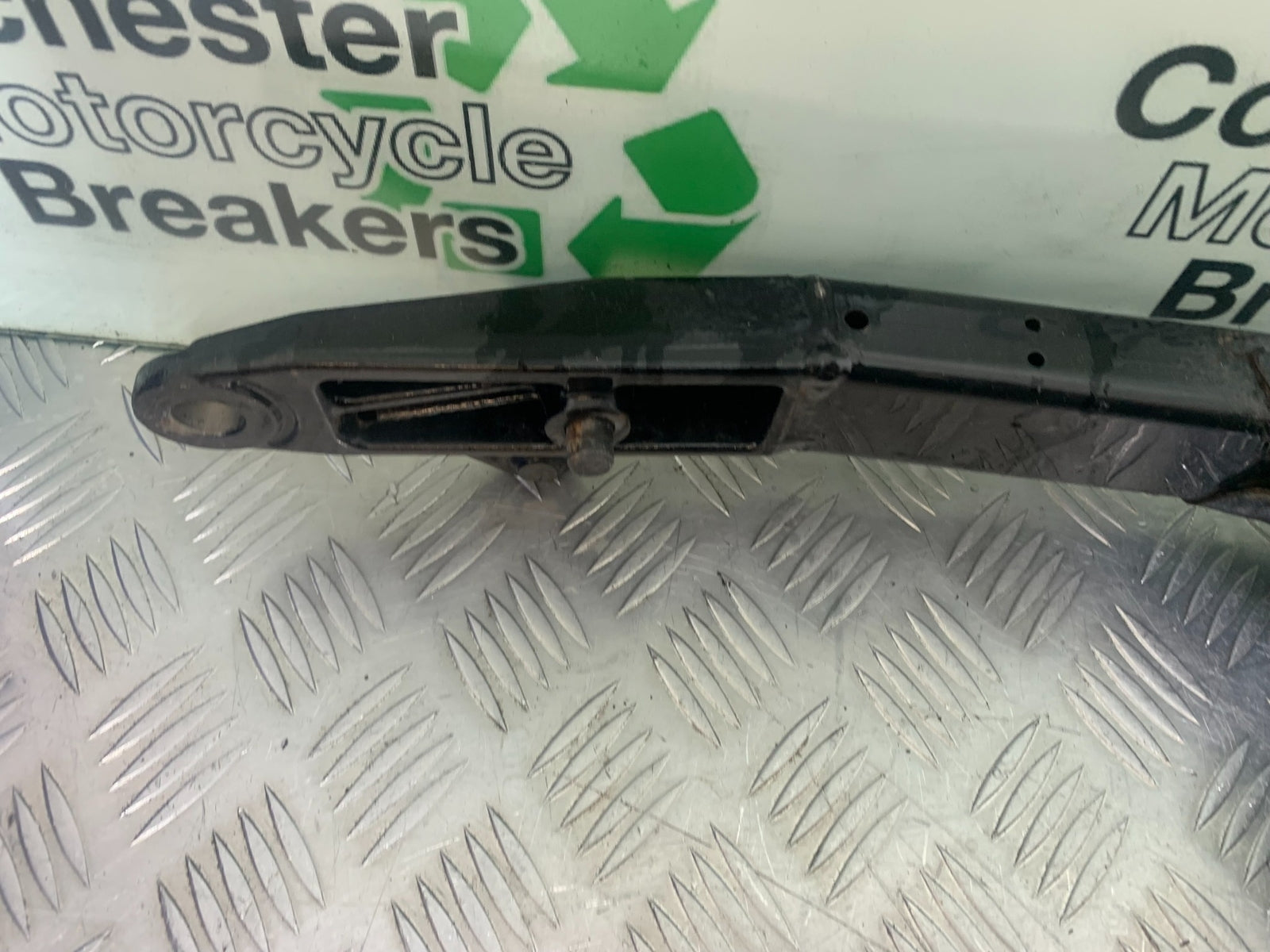 HONDA VTX1300 S*6 SWINGARM   YEAR 2004-09 (CMB1159)
