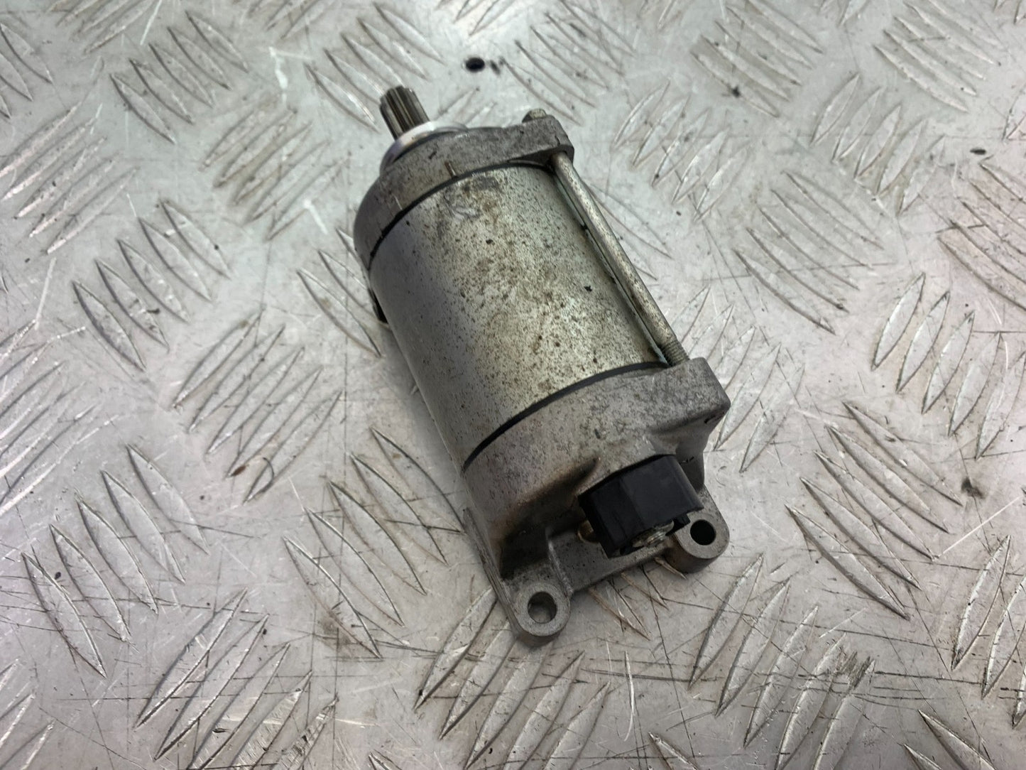 HONDA CBR1000 rr FIREBLADE STARTER MOTOR   YEAR 2012-2016 (CMB1198)