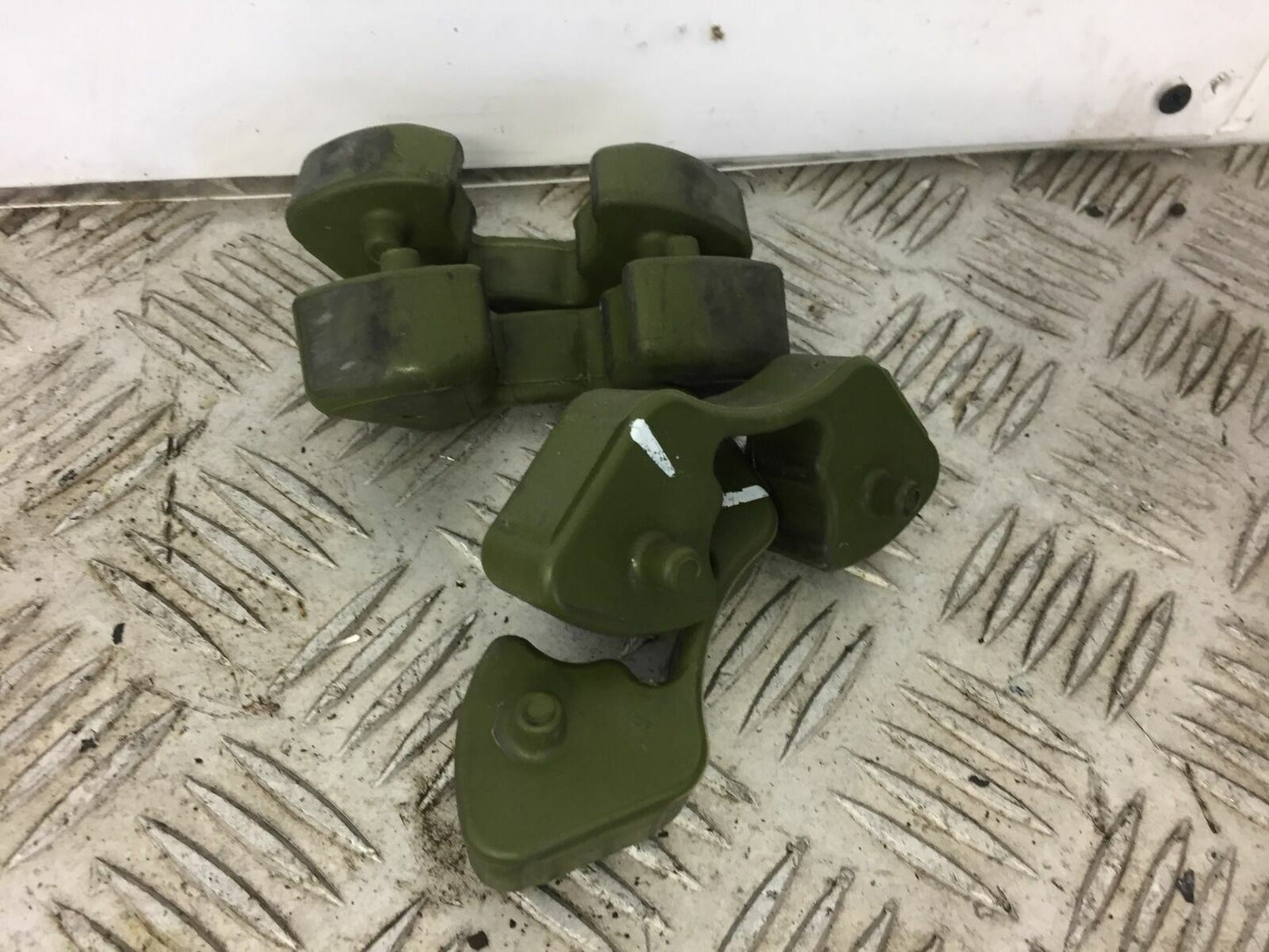KAWASAKI 650 VERSYS CUSH DRIVE RUBBERS   YEAR 2015 - 2018