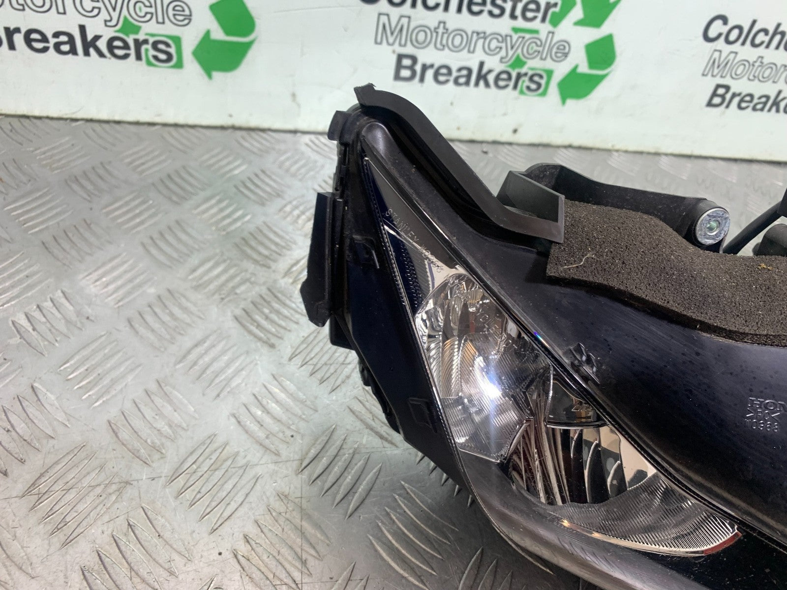 HONDA CBR1000 rr FIREBLADE HEADLIGHT YEAR 2012-2016 (CMB1198)