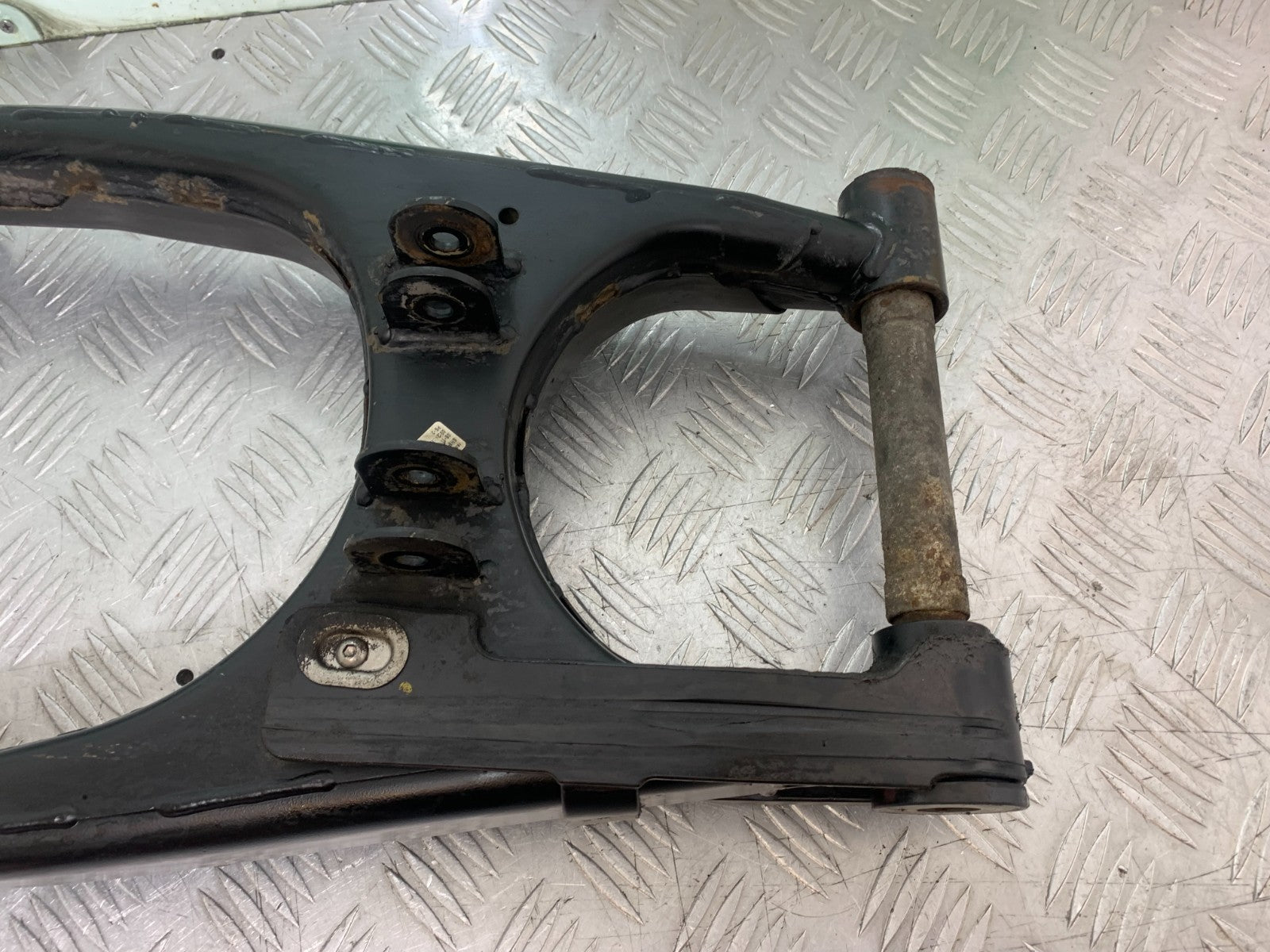 ROYAL ENFIELD HIMALAYAN 411 SWINGARM YEAR 2018-2023 (CMB1322)
