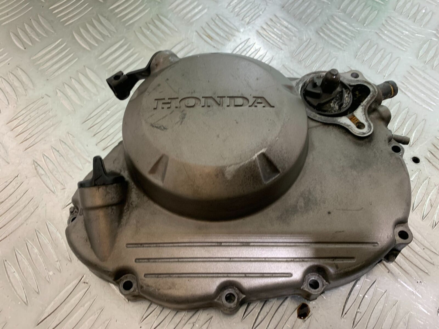 HONDA CBR125 CBR 125 CLUTCH COVER   YEAR 2004-06  (CMB1040)