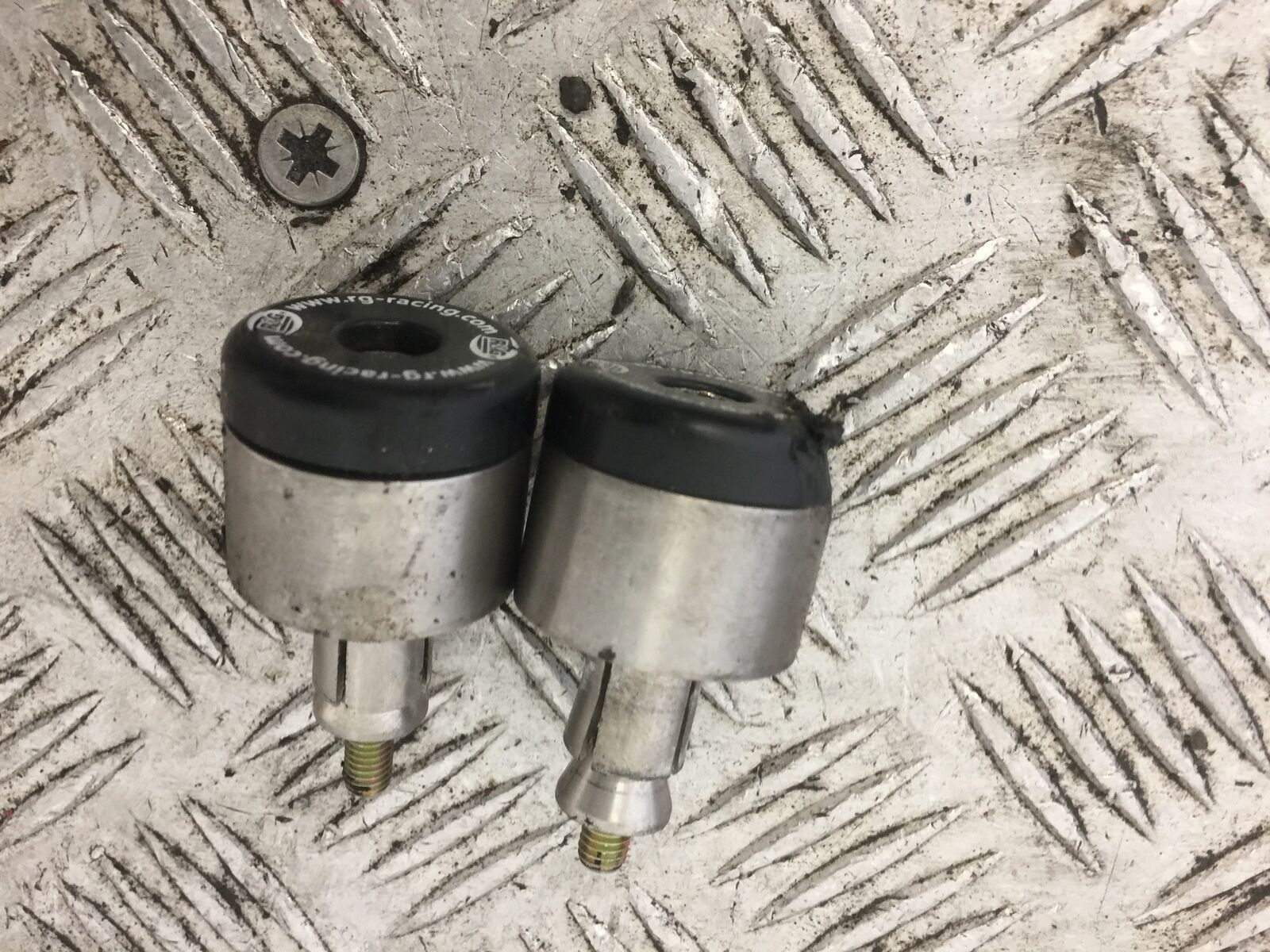 YAMAHA FZS1000 FAZER 1000 FZ1 R&G BAR END WEIGHTS  YEAR 2000-05 (STOCK 714)