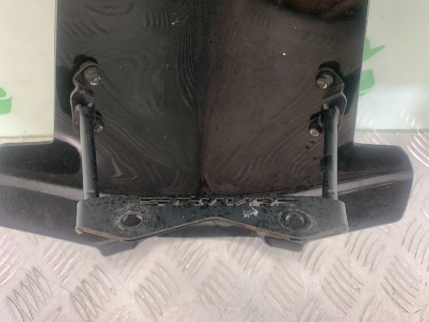 APRILIA SL750 SL 750 SHIVER SCREEN AND BRACKET  YEAR 2008-2016 (CMB1242)