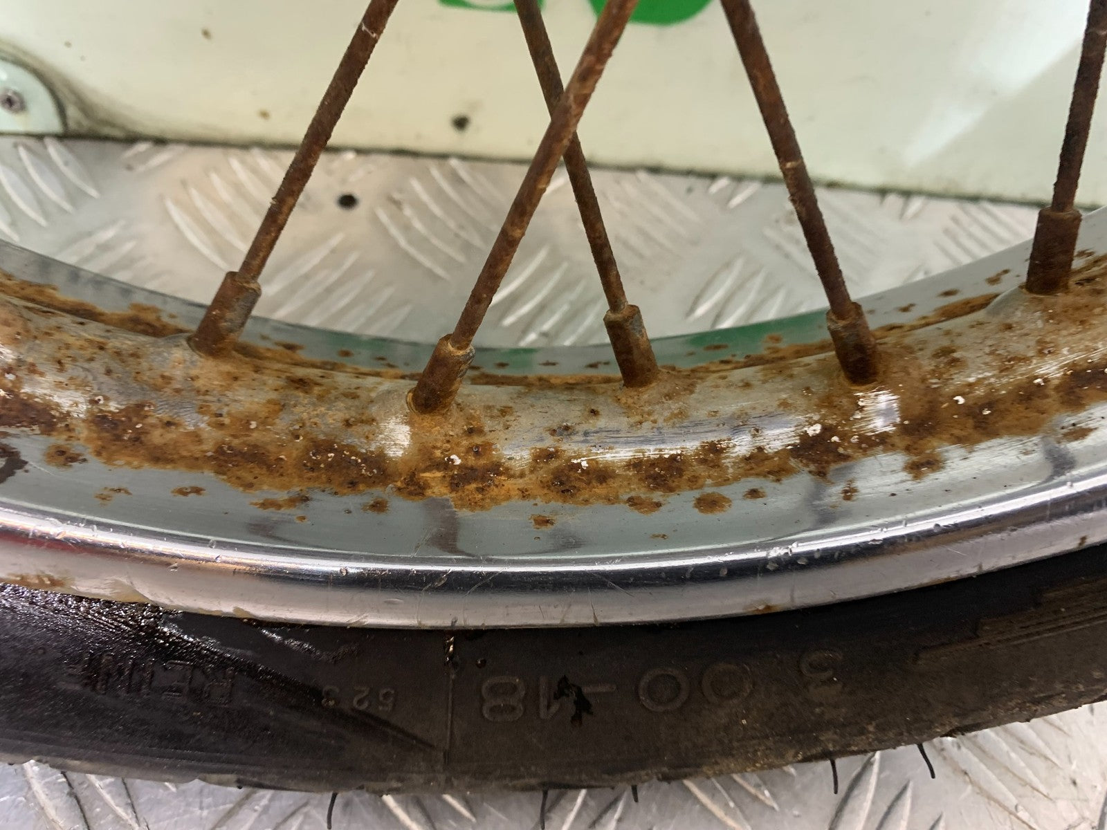 HONDA CG125 CG 125 REAR WHEEL YEAR 1998-2000 (CMB1282)