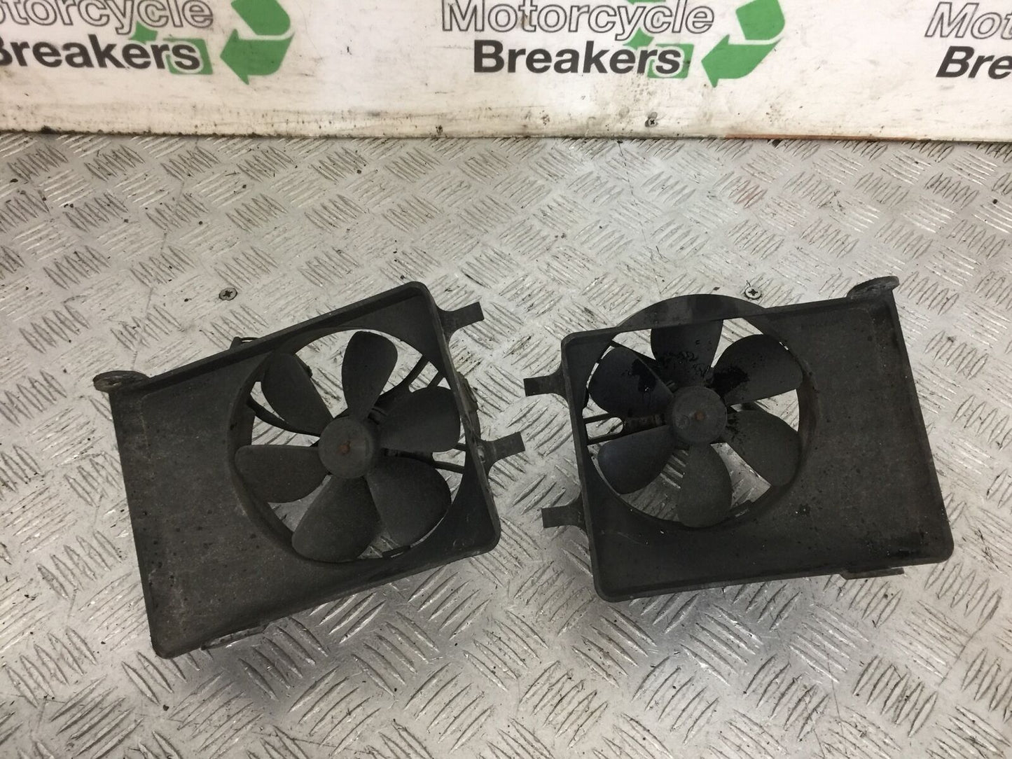 BMW K1200 RS K1200 RS RADIATOR FANS YEAR 2000 (STOCK 856)