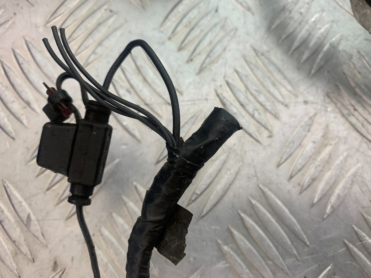 KAWASAKI ZX9R ZX9 E1 WIRING LOOM (SOLD AS PARTS)    YEAR 2000-01 (CMB1171)
