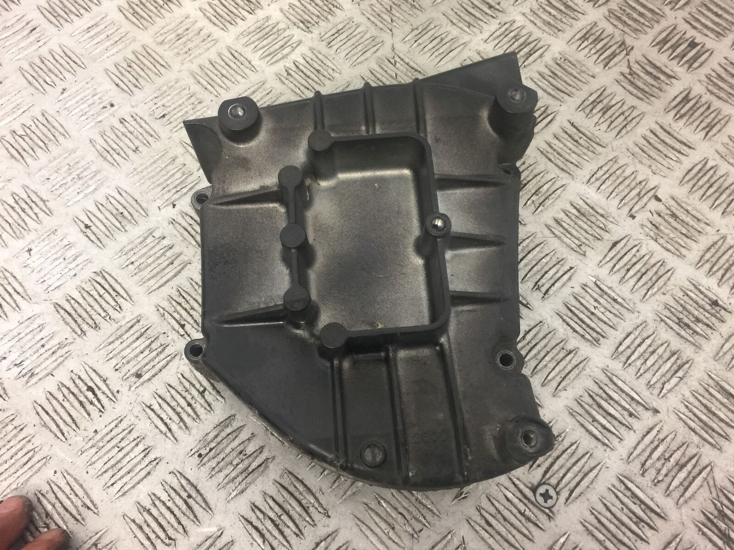 KAWASAKI VN900 VN 900 CUSTOM SPROCKET COVER  YEAR 2010 (STOCK 387)