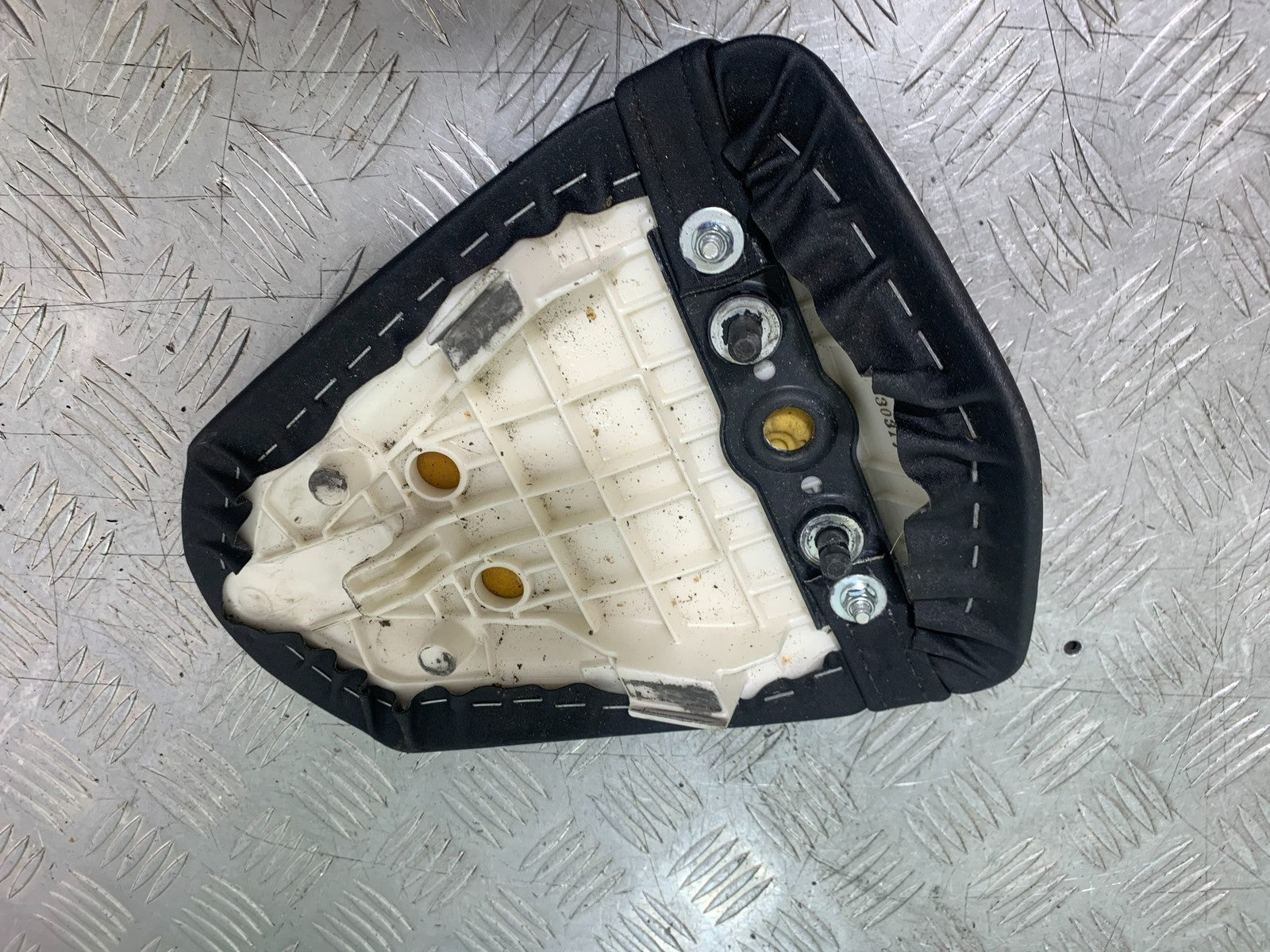 KAWASAKI ZX10R ZX10 R REAR SEAT  2008-2010 (CMB1206)