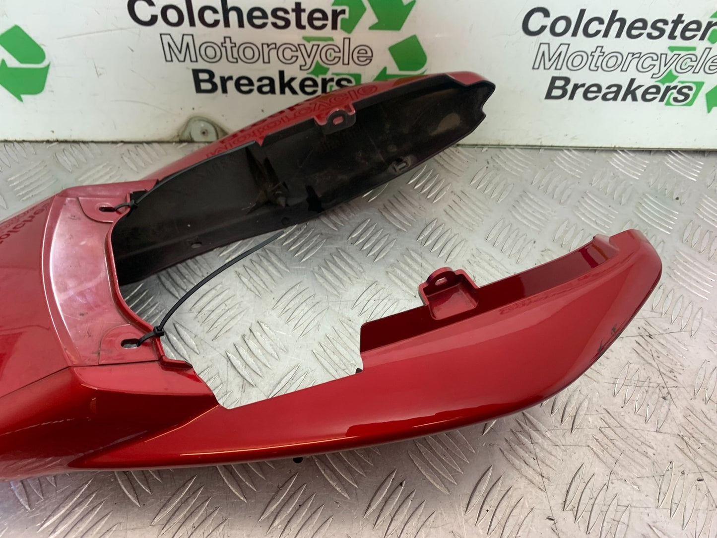 YAMAHA YBR125 YBR 125 TAIL PIECE SEAT UNIT  YEAR 2010-2017 (CMB1252)