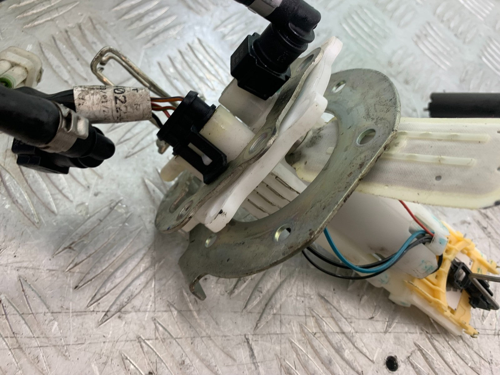 KTM 390 ADVENTURE PETROL PUMP  YEAR 2020-24 (CMB1240)