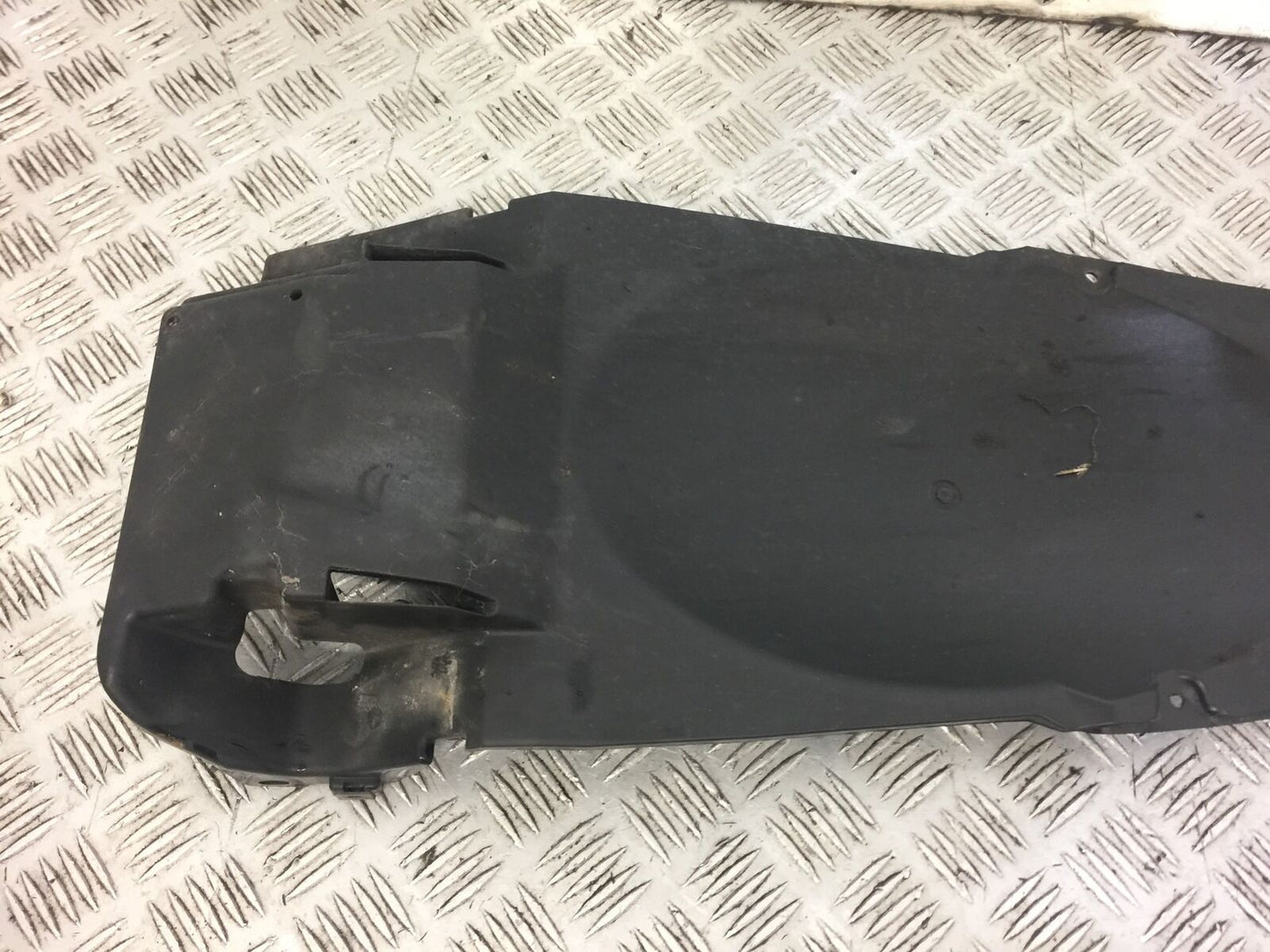 HONDA NC700 NC 700 UNDERTRAY  YEAR 2011 STOCK 513