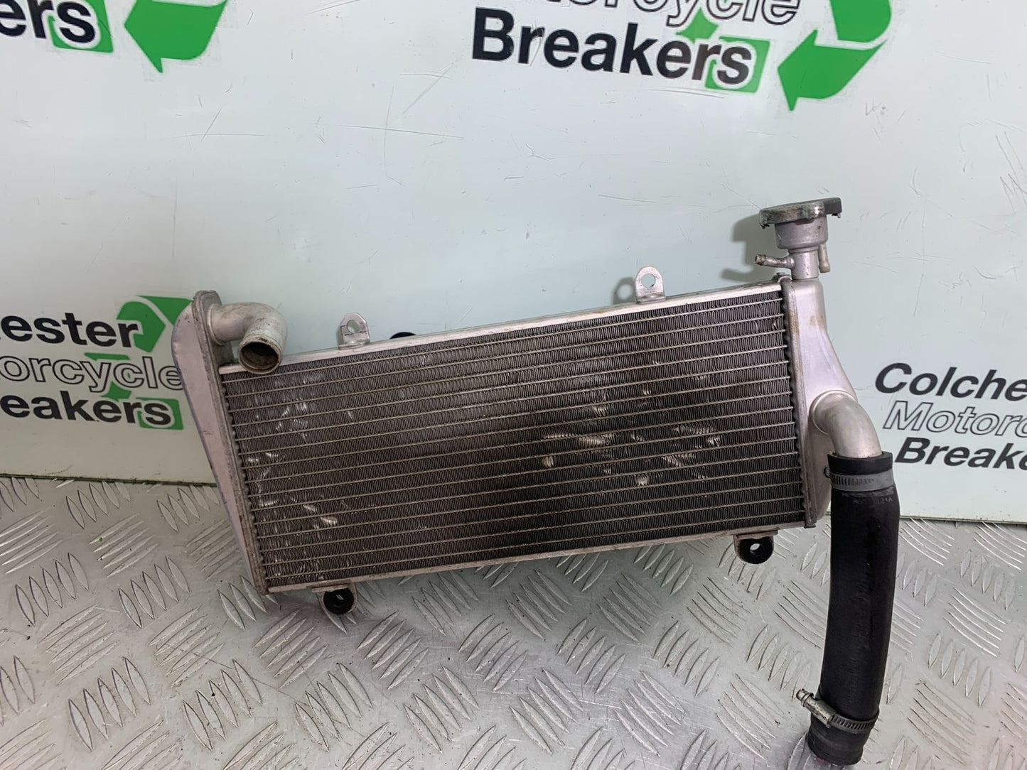 DUCATI 1299 PANIGALE TOP RADIATOR YEAR 2016 (CMB 1187)