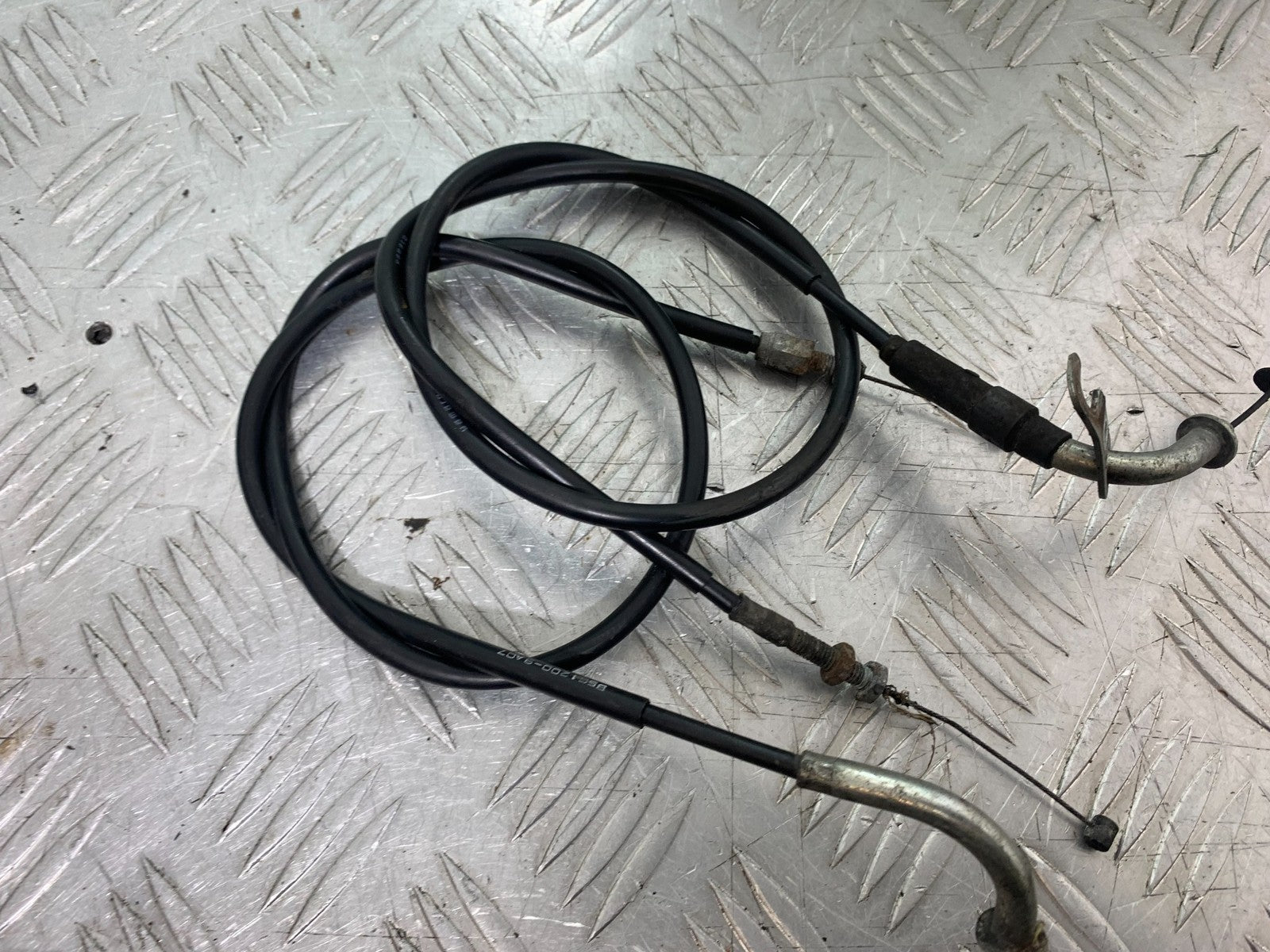 YAMAHA YZF-R125 YZF 125 THROTTLE CABLES  YEAR 2019-2022 (CMB1263)