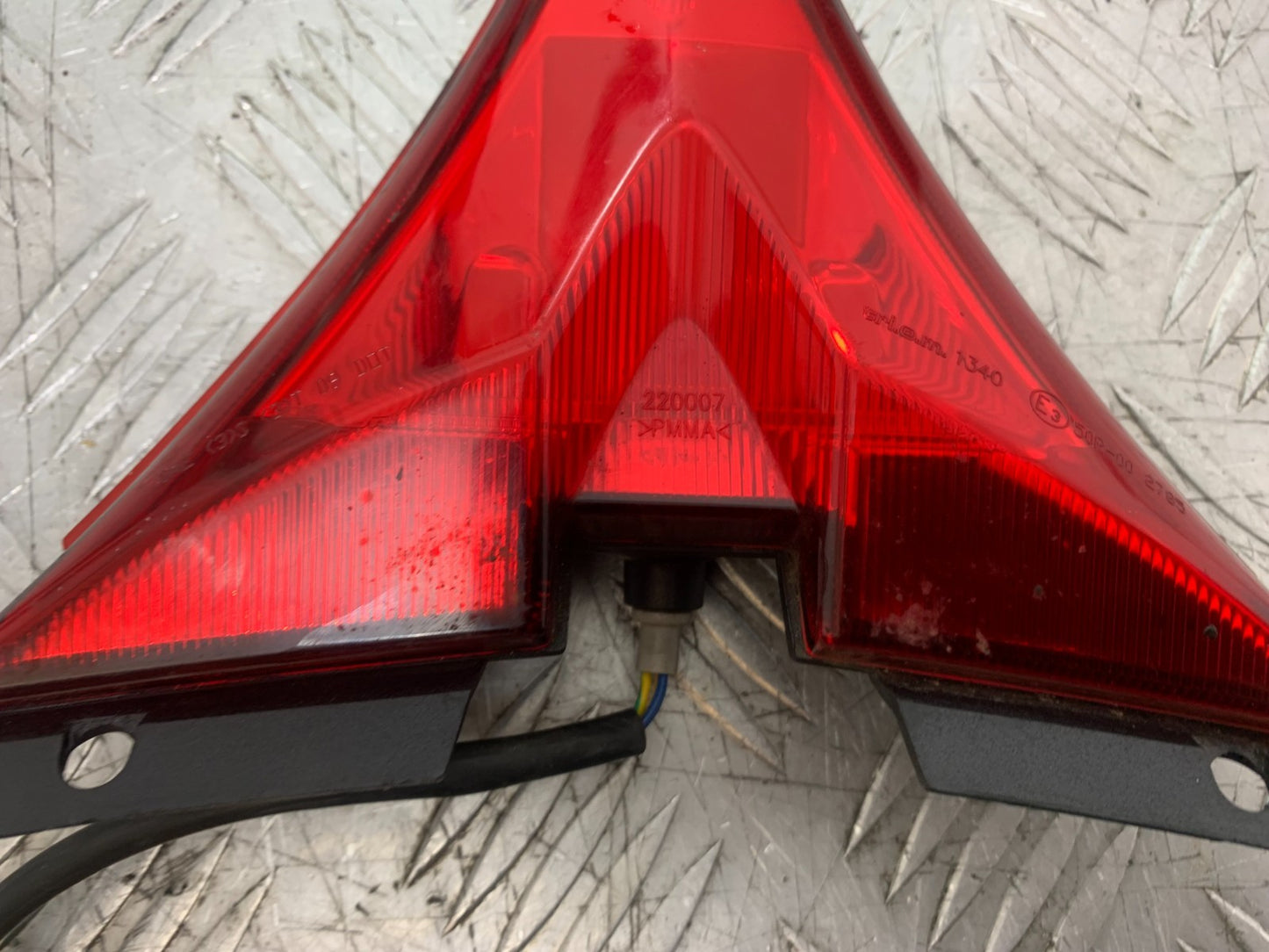 APRILIA TUONO 1000 V4R REAR LIGHT  YEAR 2011-13  (CMB1331)