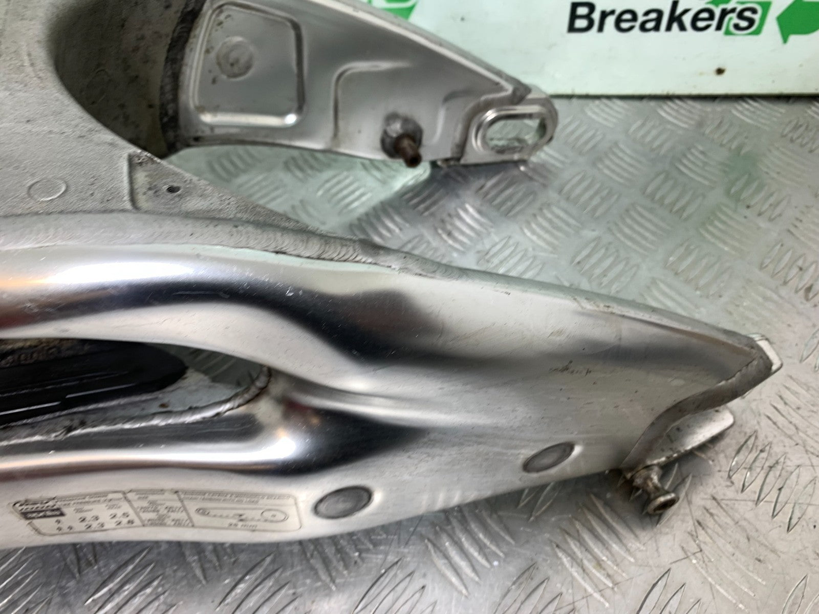 APRILIA RSV1000 RSV 1000 MILLE SWINGARM  1998- 2003 (CMB1184)