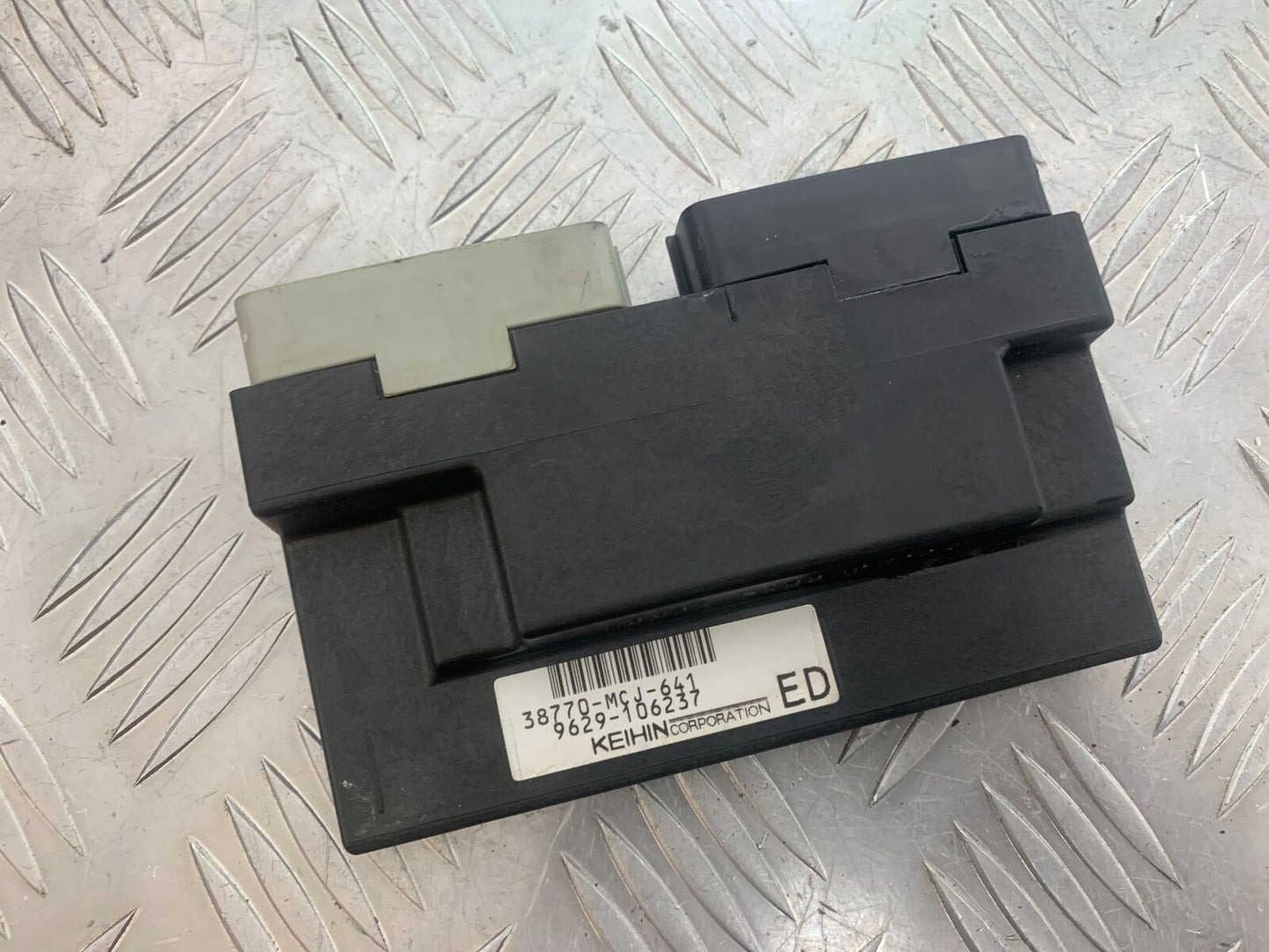 HONDA CBR 929 RRY FIREBLADE ECU LOCKS KEY  YEAR 2000-01 (CMB1026)