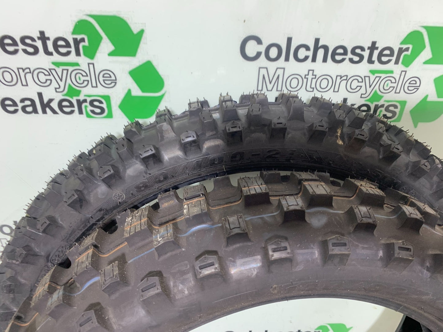 KAWASAKI KX250 KX 250 MAXXIS FRONT AND REAR TYRES (NEW)  YEAR 2003