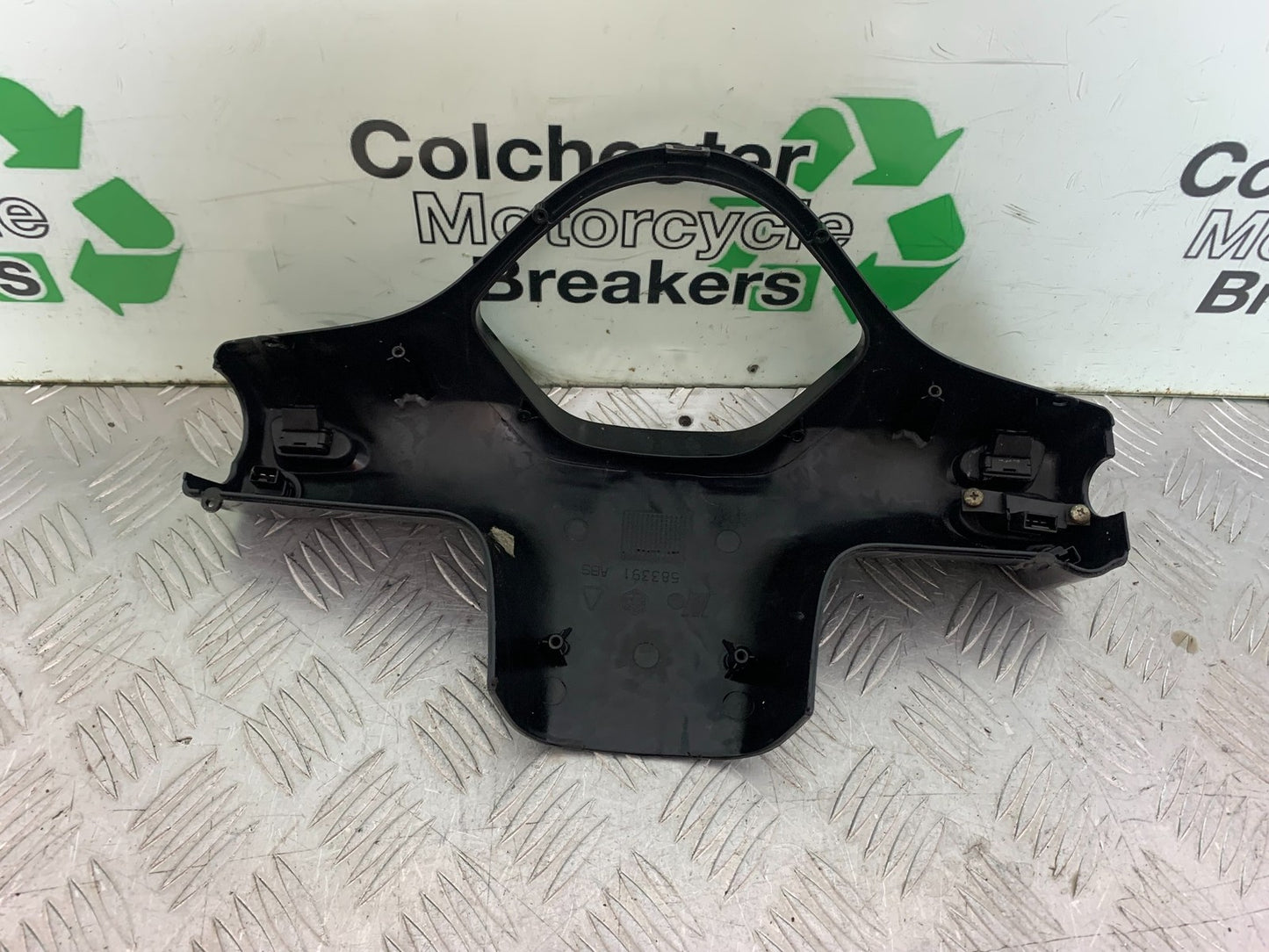 PIAGGIO VESPA GT125 L SWITCHES AND PANEL COVER YEAR 2003  (CMB1300)