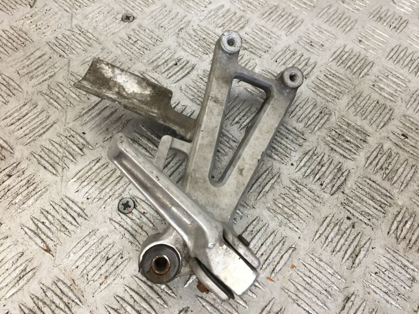 HONDA CBR600 CBR 600 RIGHT REAR HANGER  YEAR 1997-98 (STOCK 892)
