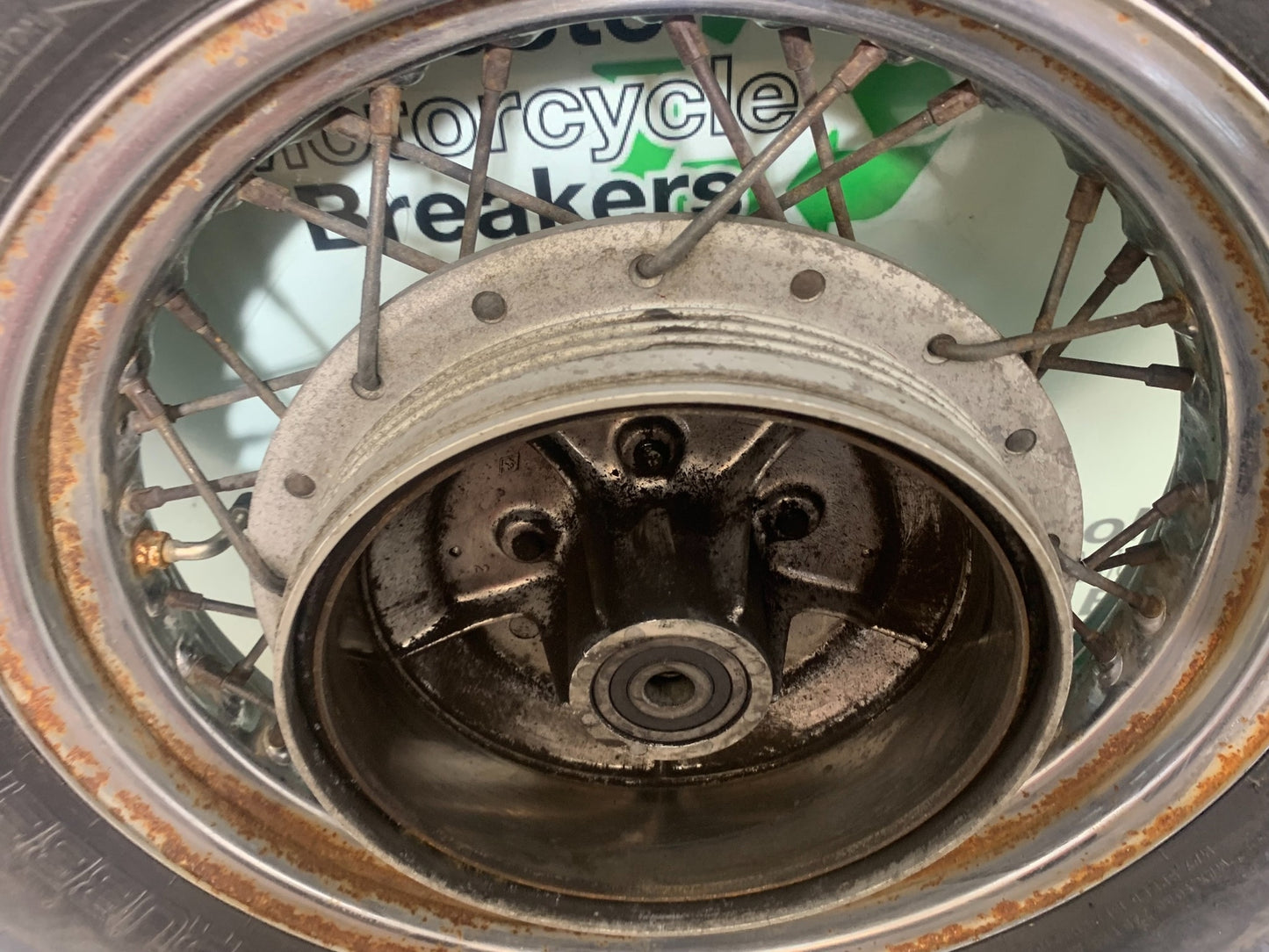 YAMAHA XV535 XV 535 VIRAGO REAR WHEEL (GOOD TYRE)   YEAR 1994-02 (CMB1162)
