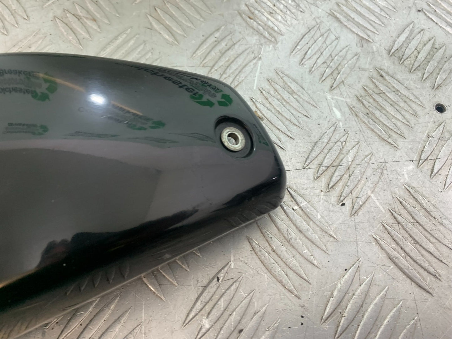 YAMAHA XVS 1300 MIDNIGHT STAR RIGHT SEAT PANEL   YEAR 2007-16 (CMB1200)