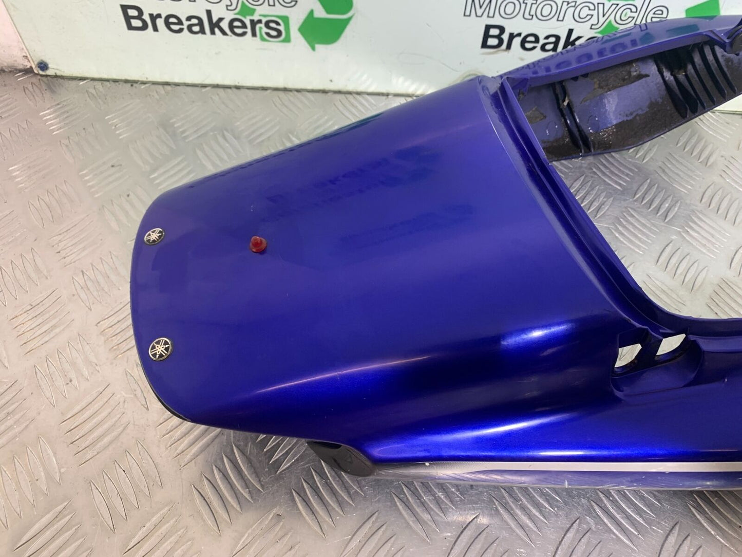 YAMAHA XJR1300 XJR 1300 TAIL PIECE  YEAR 1999-2003 (CMB1055)