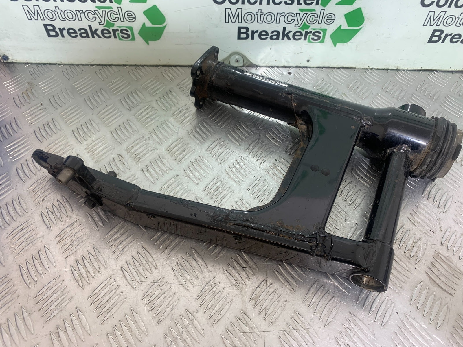 HONDA VTX1300 S*6 SWINGARM   YEAR 2004-09 (CMB1159)