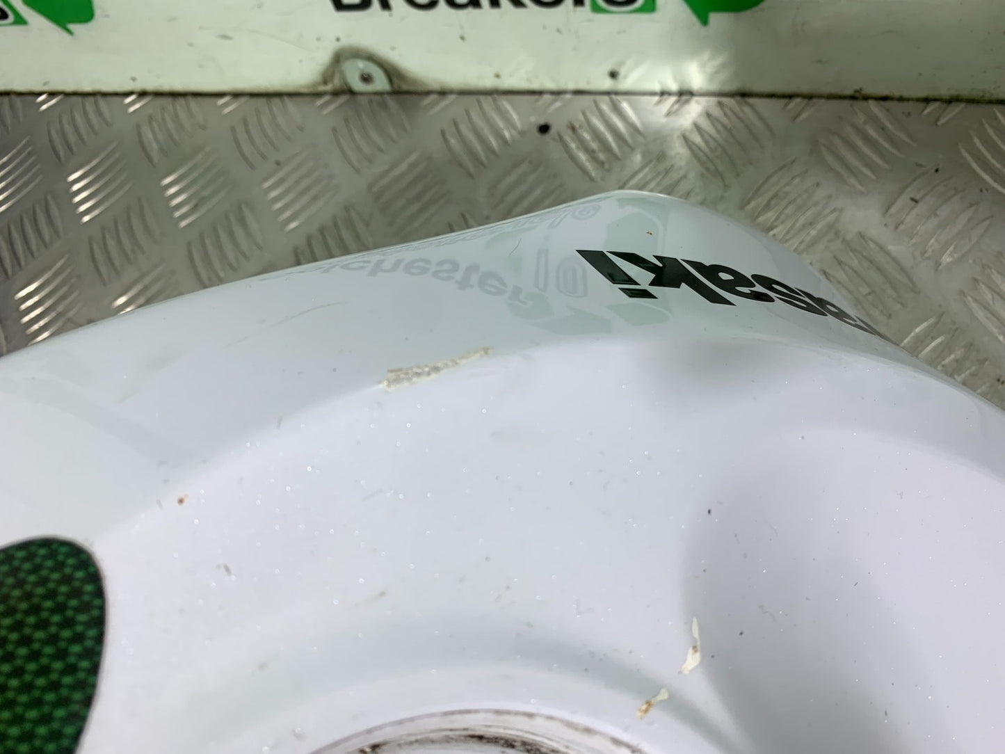 KAWASAKI ZX10R ZX10 R PETROL TANK  2008-2010 (CMB1301)