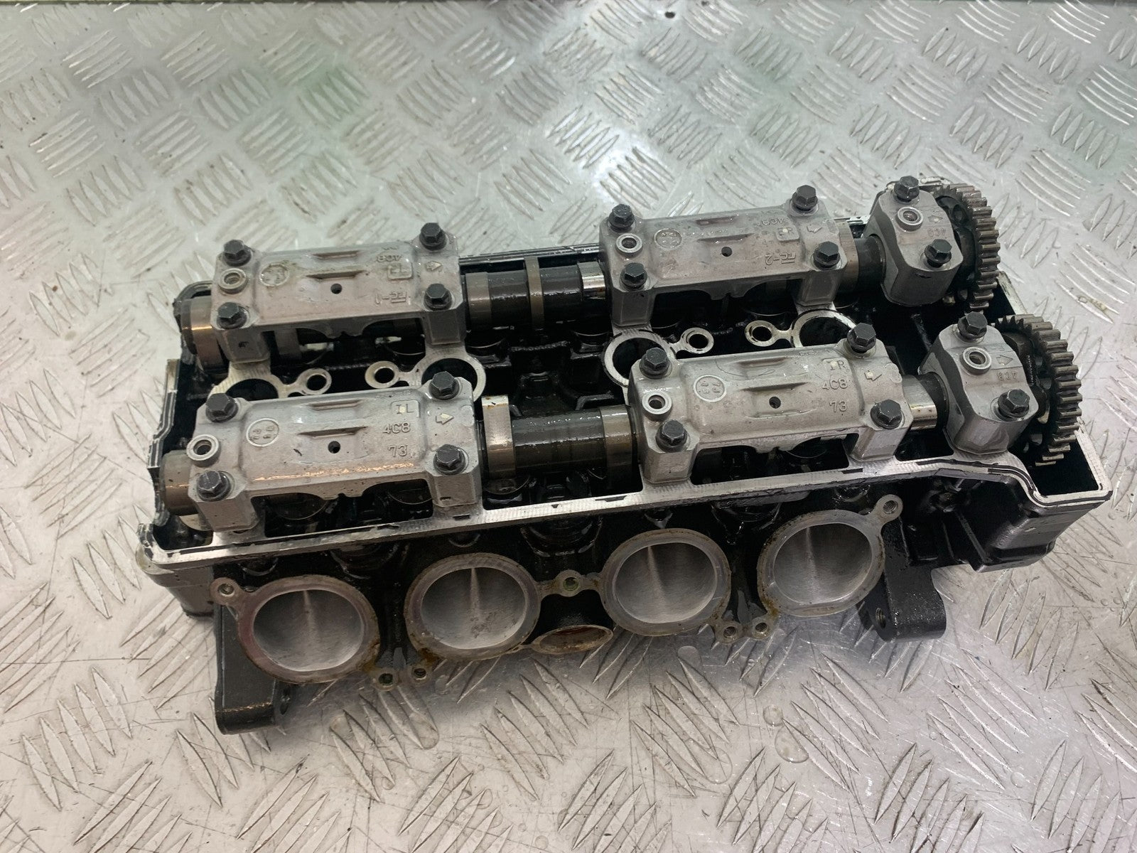YAMAHA YZF R1 4C8 CYLINDER HEAD AND CAMSHAFTS   YEAR 2007-2008 (CMB1237)